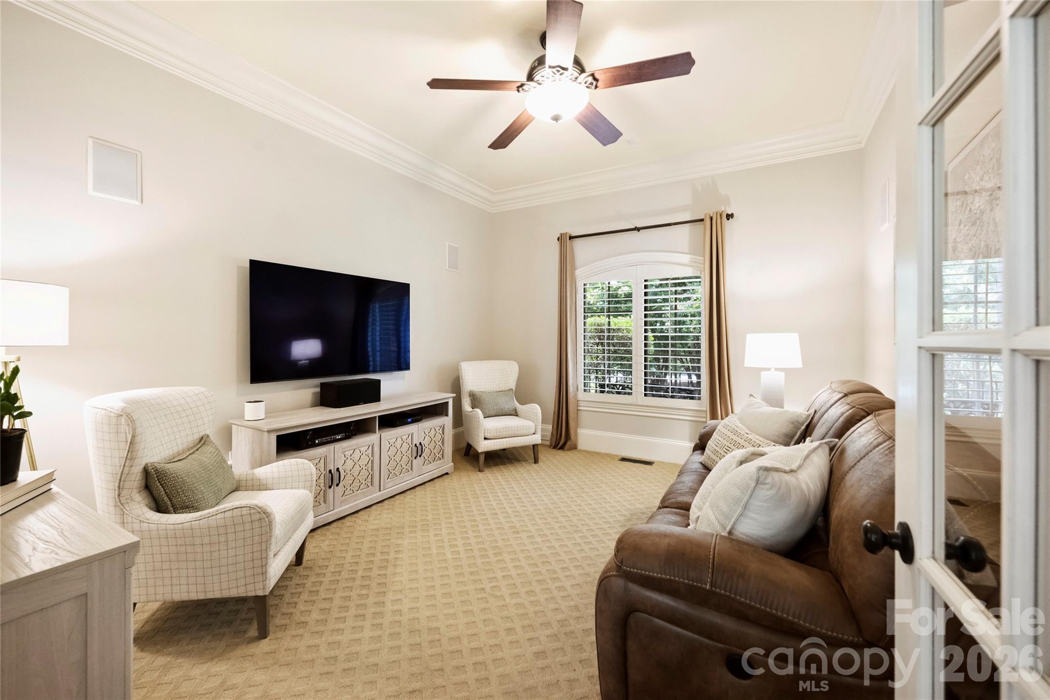 1501 Venetian Way Drive Property Photo 13