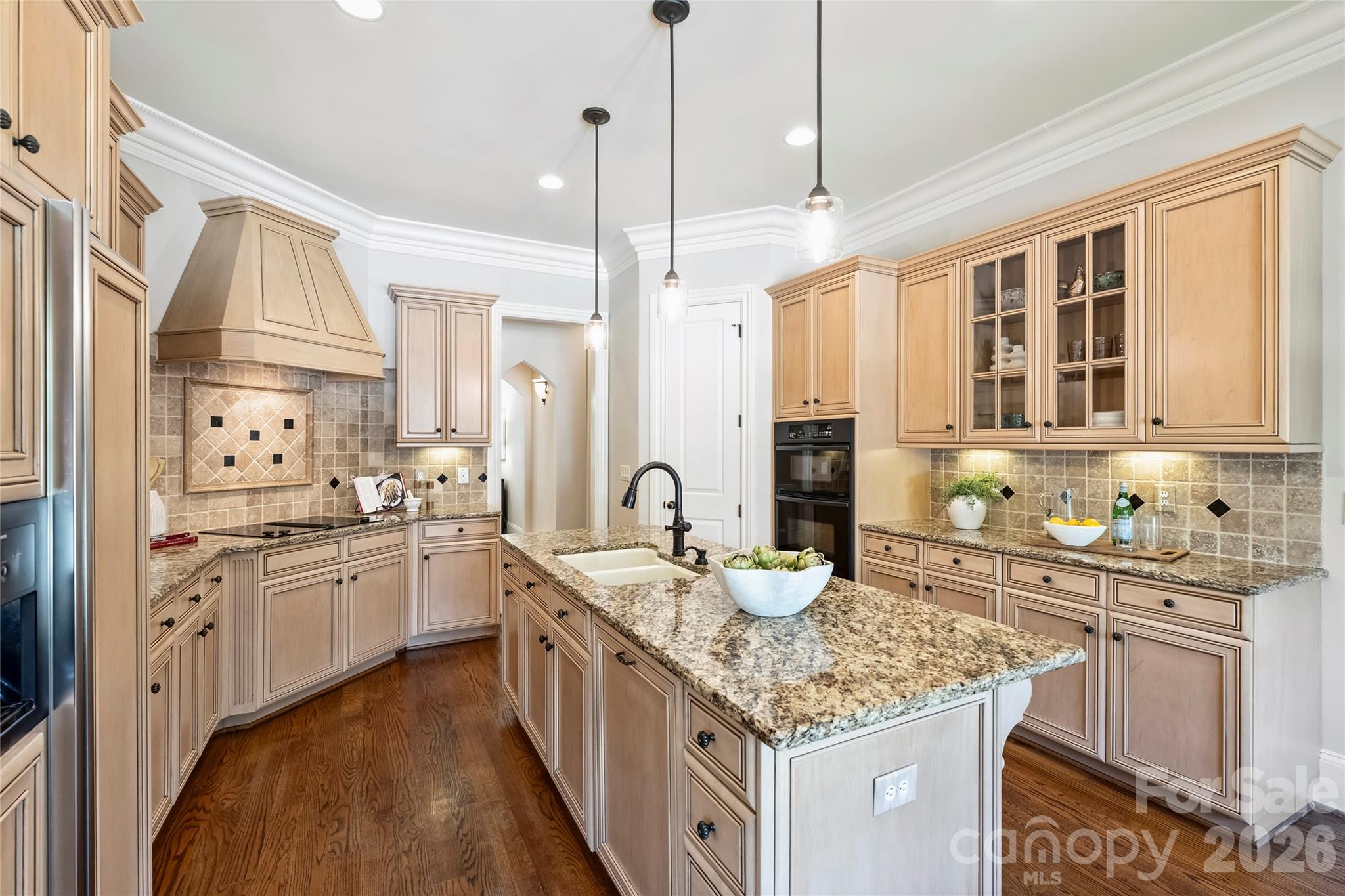 1501 Venetian Way Drive Property Photo 15