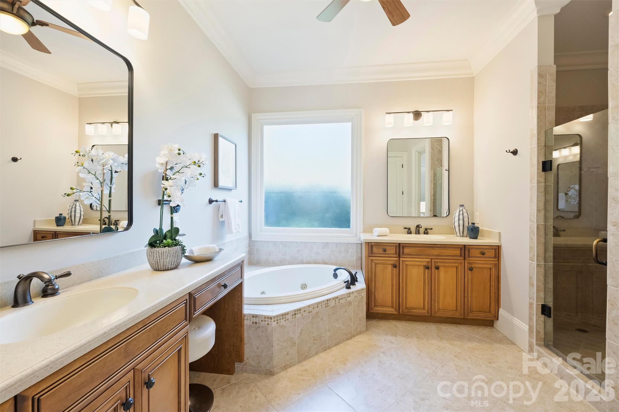 1501 Venetian Way Drive Property Photo 20