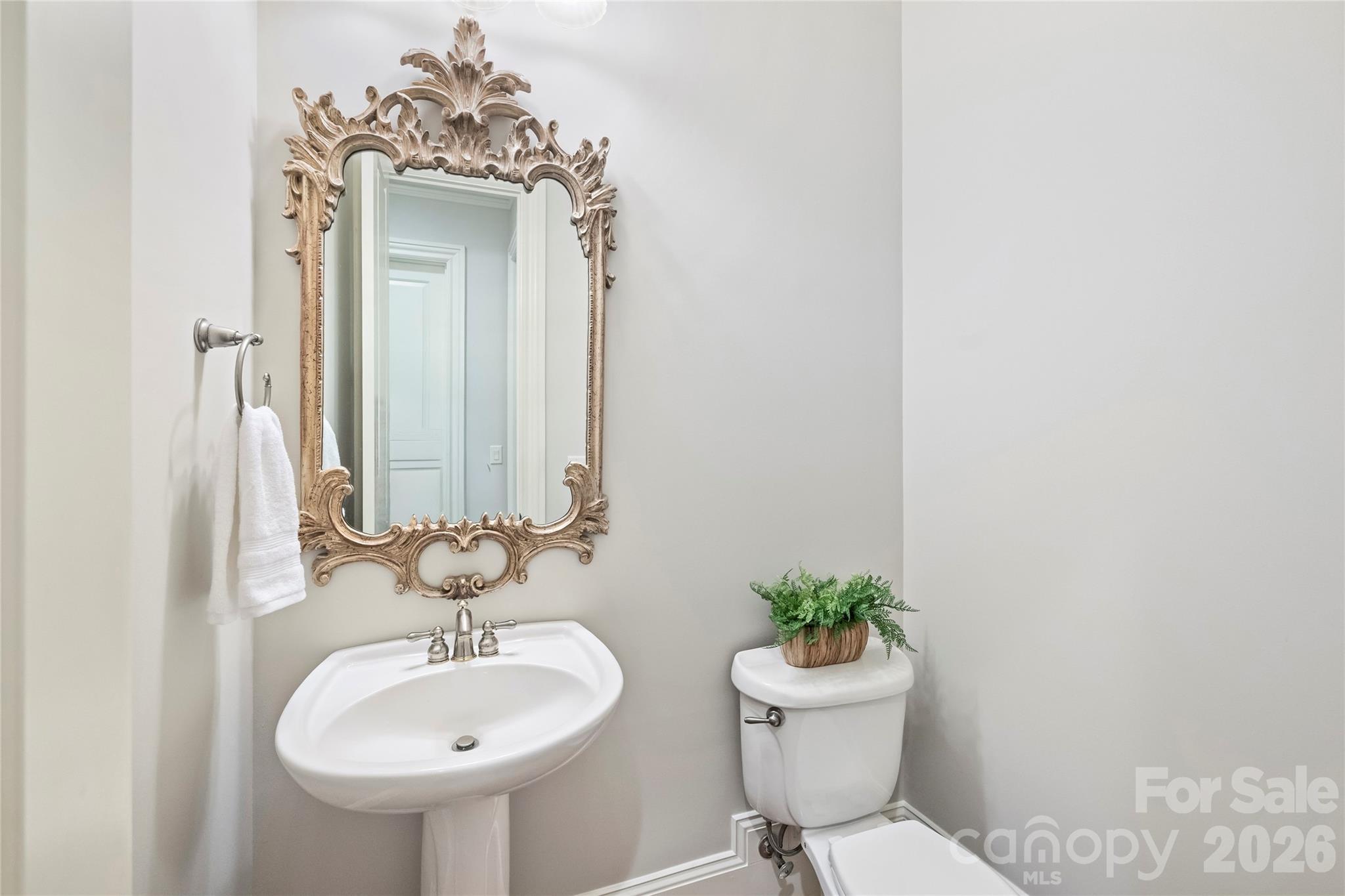 1501 Venetian Way Drive Property Photo 23