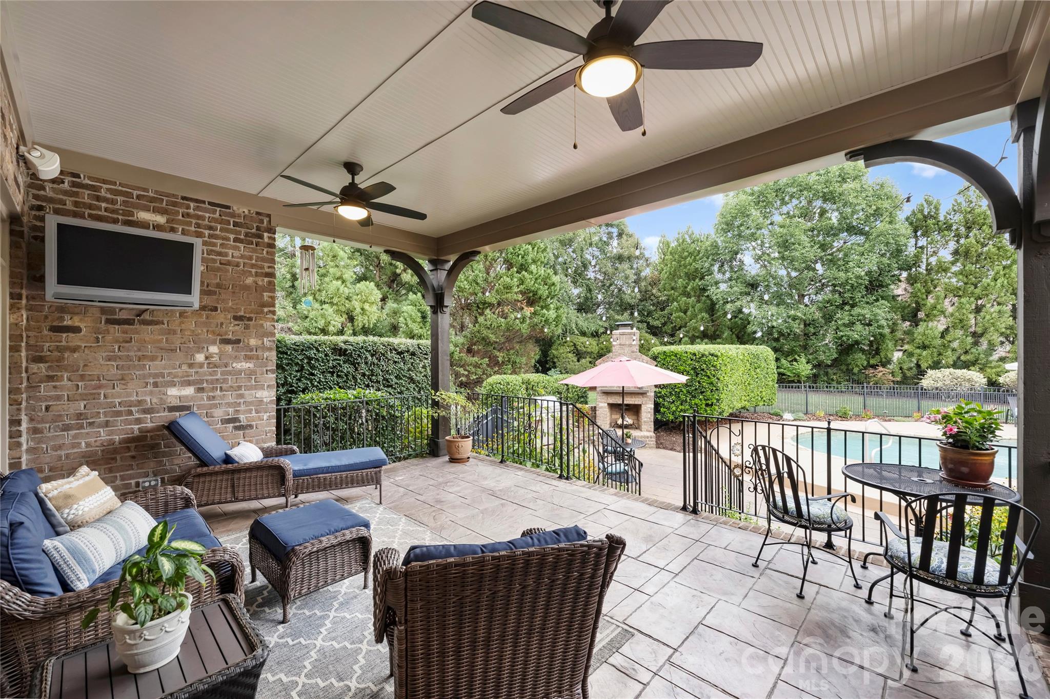 1501 Venetian Way Drive Property Photo 40