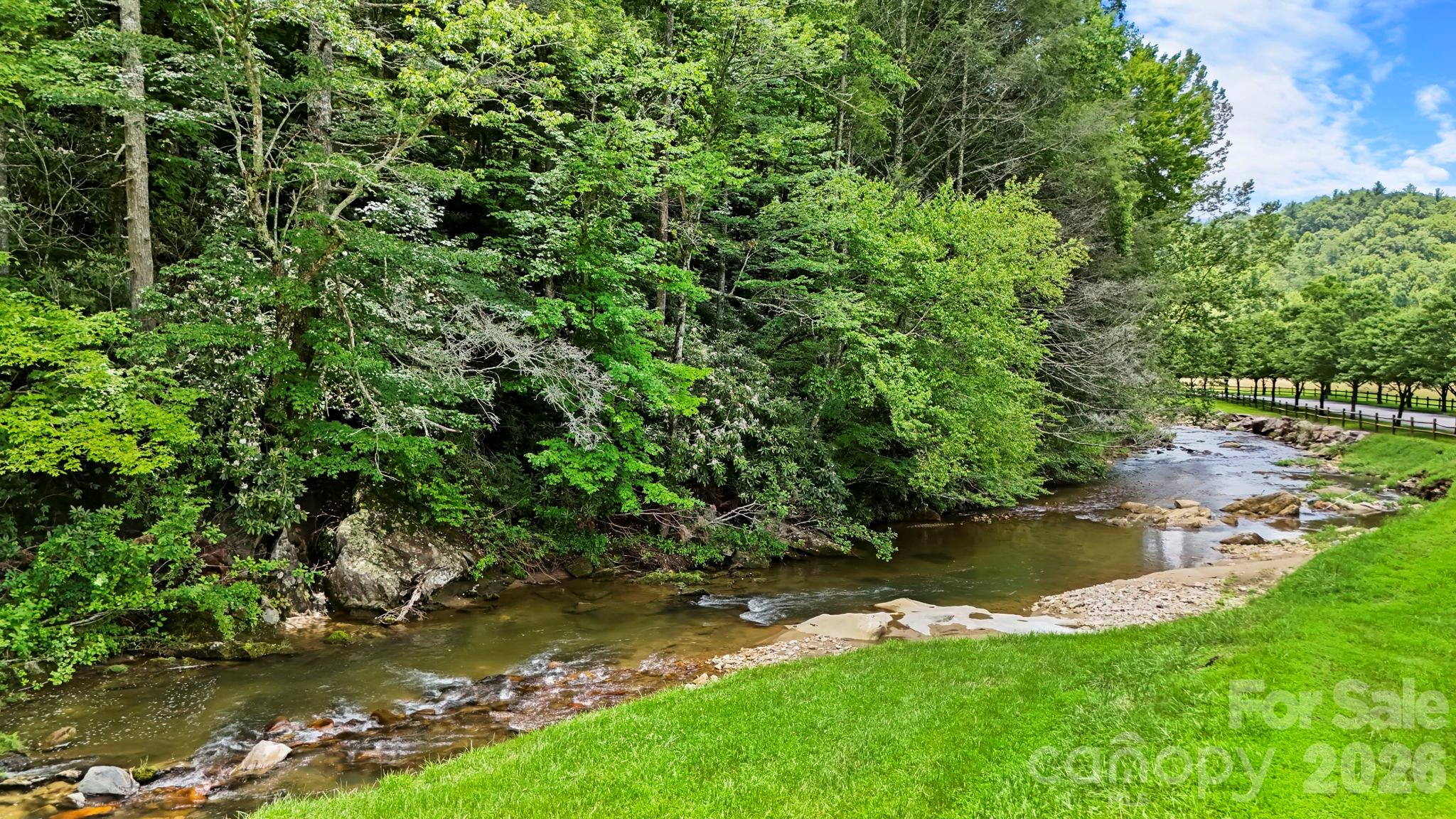 6740 Timber Rock Drive Property Photo 4