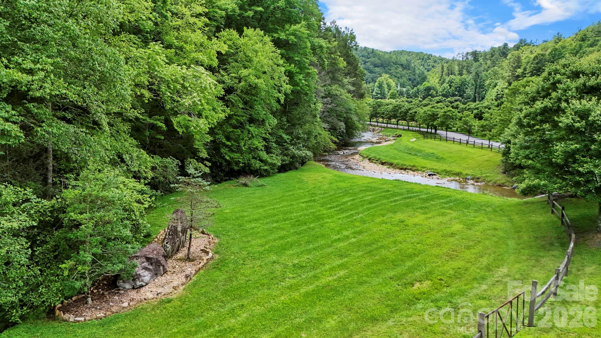 6740 Timber Rock Drive Property Photo 10
