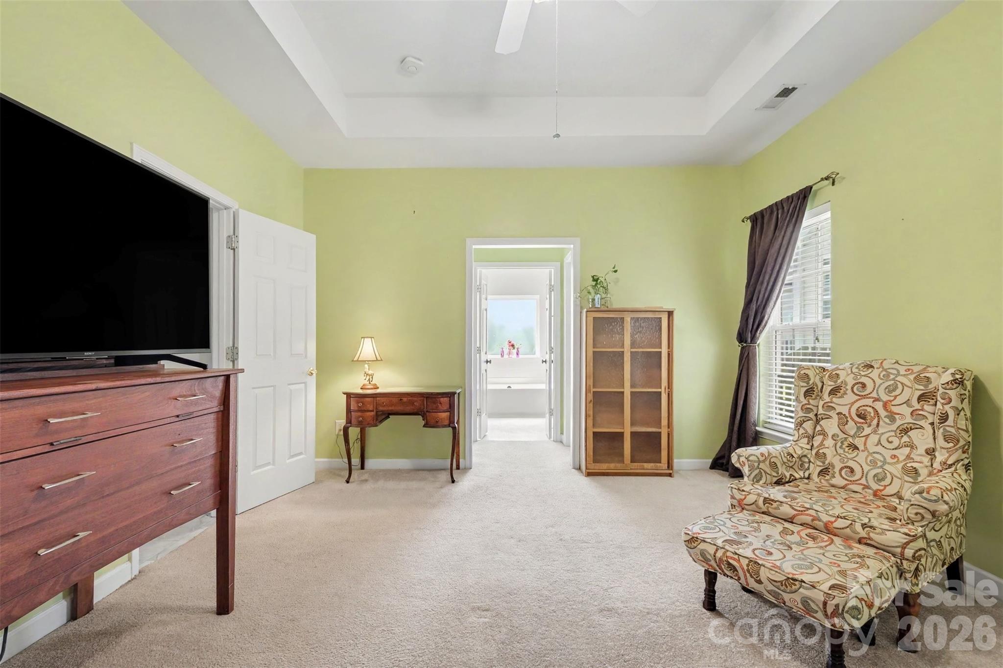 12034 Hampton Place Drive Property Photo 19
