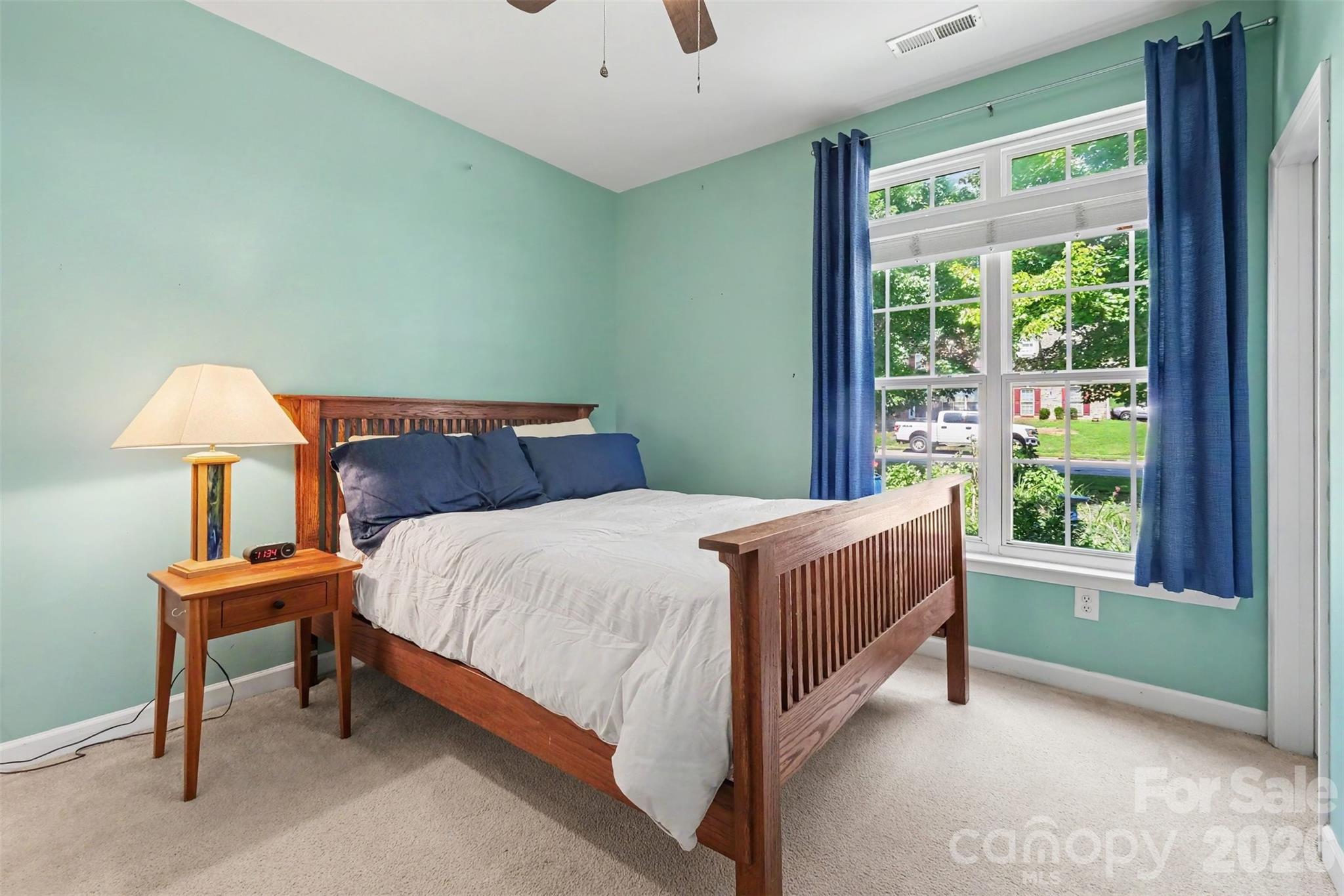 12034 Hampton Place Drive Property Photo 23