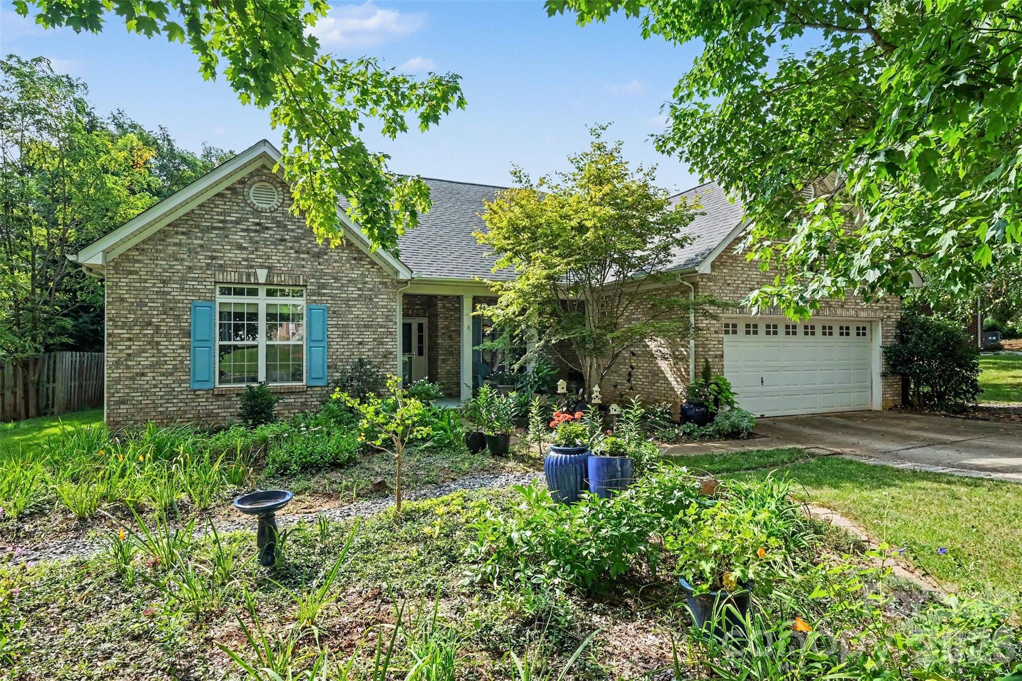 12034 Hampton Place Drive Property Photo 38