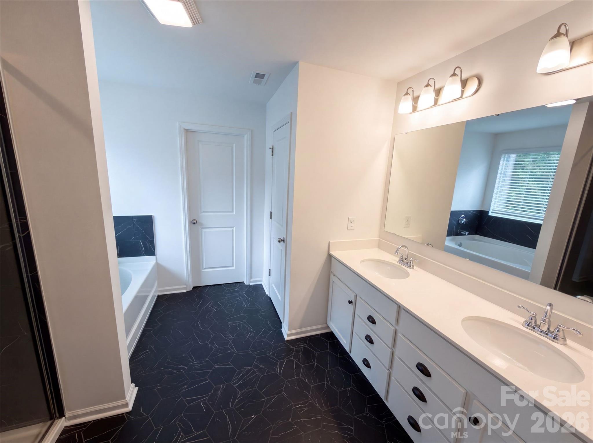 164 Aspire Circle Property Photo 8