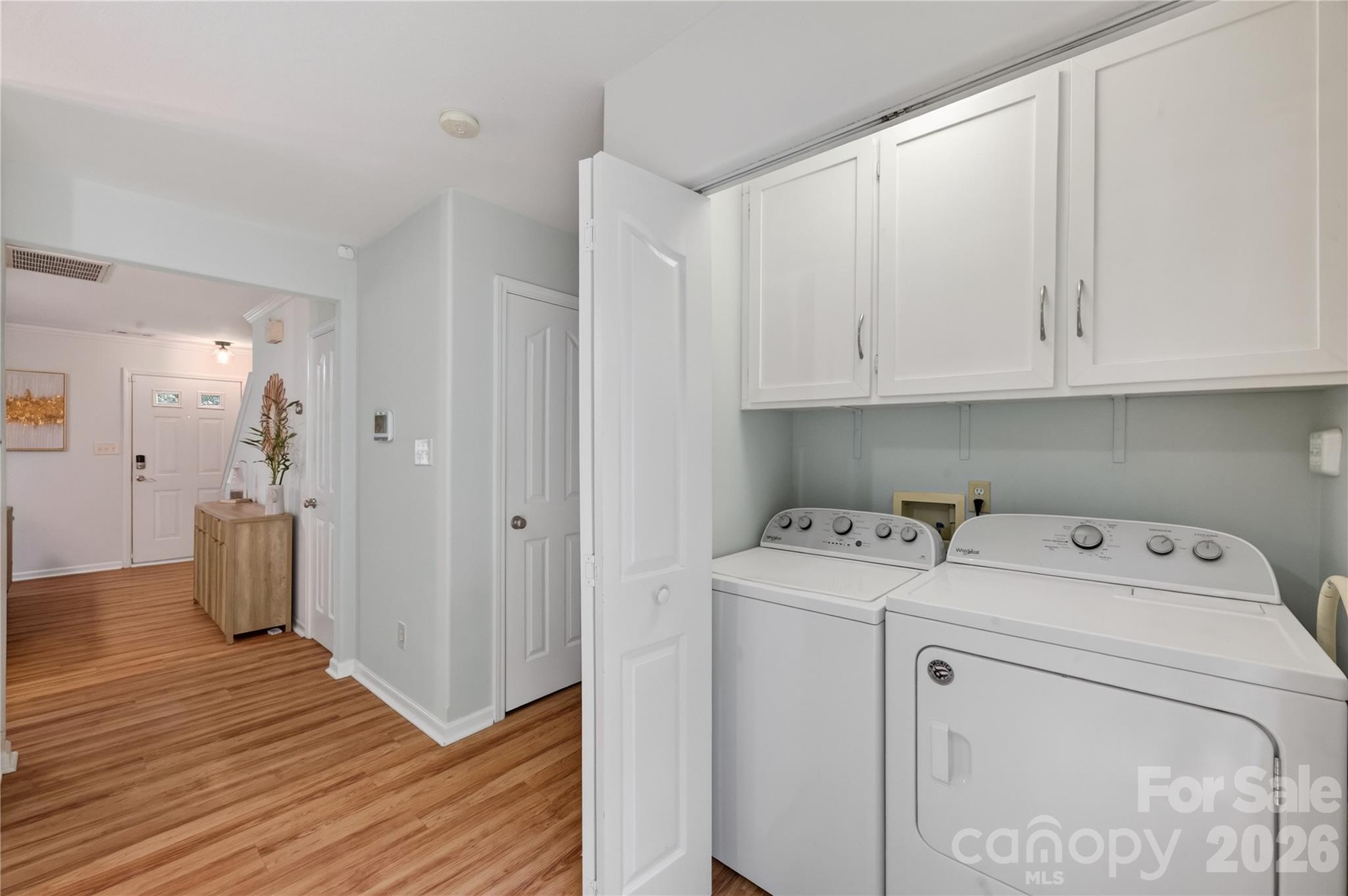 5313 Silabert Avenue Property Photo 9