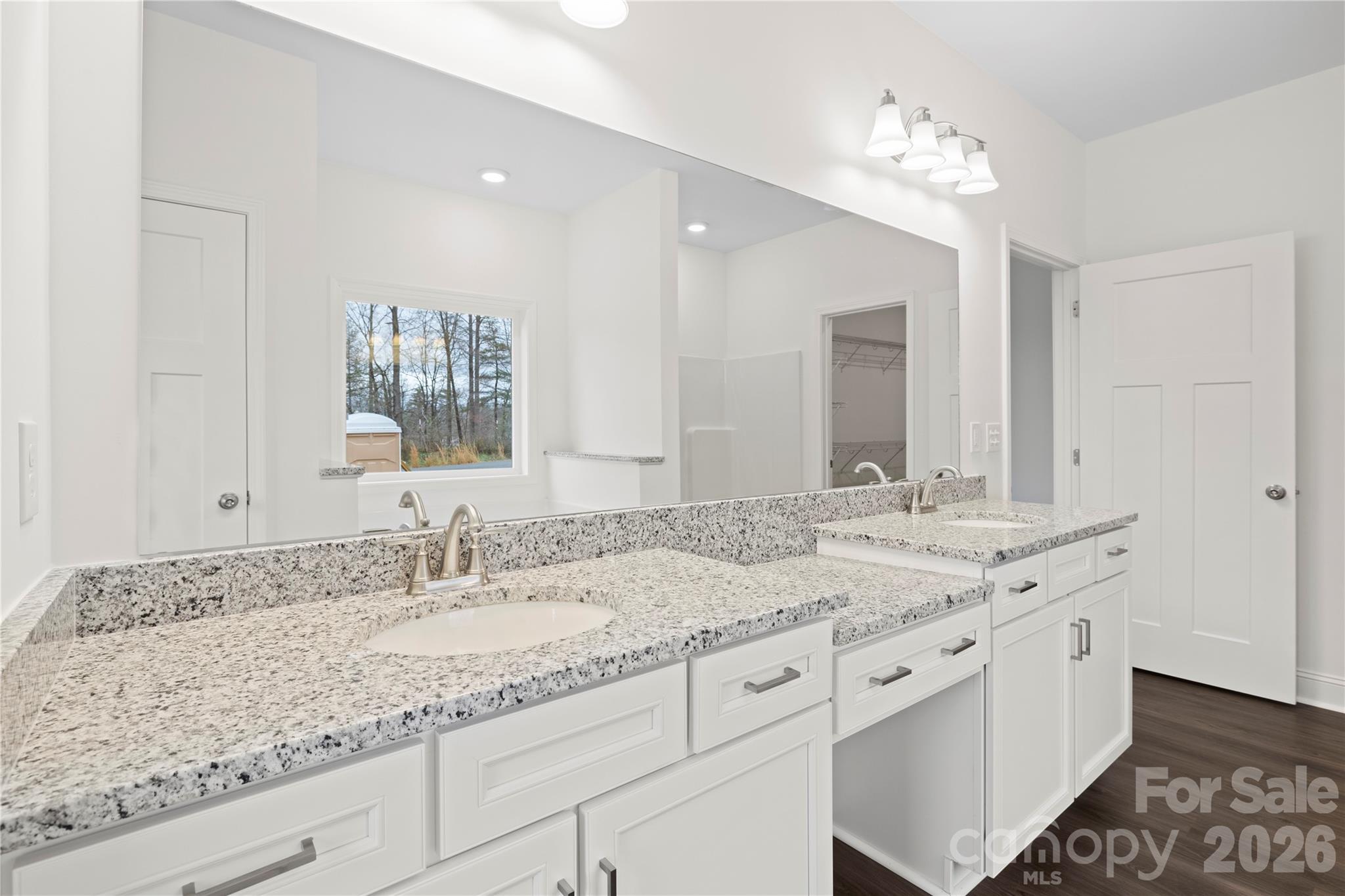 77 Horizon Way Property Photo 11