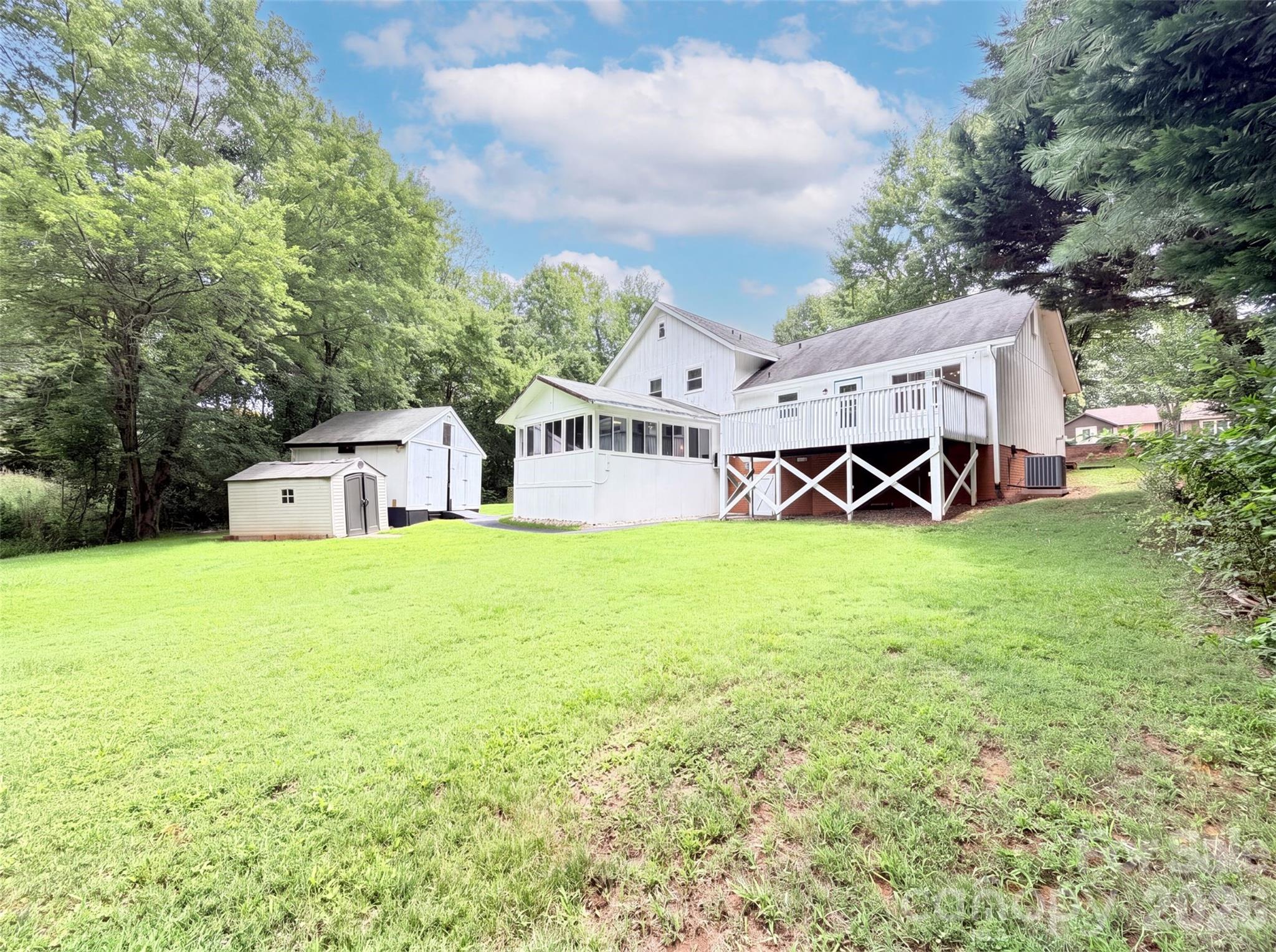 4600 Carving Tree Drive Property Photo 5