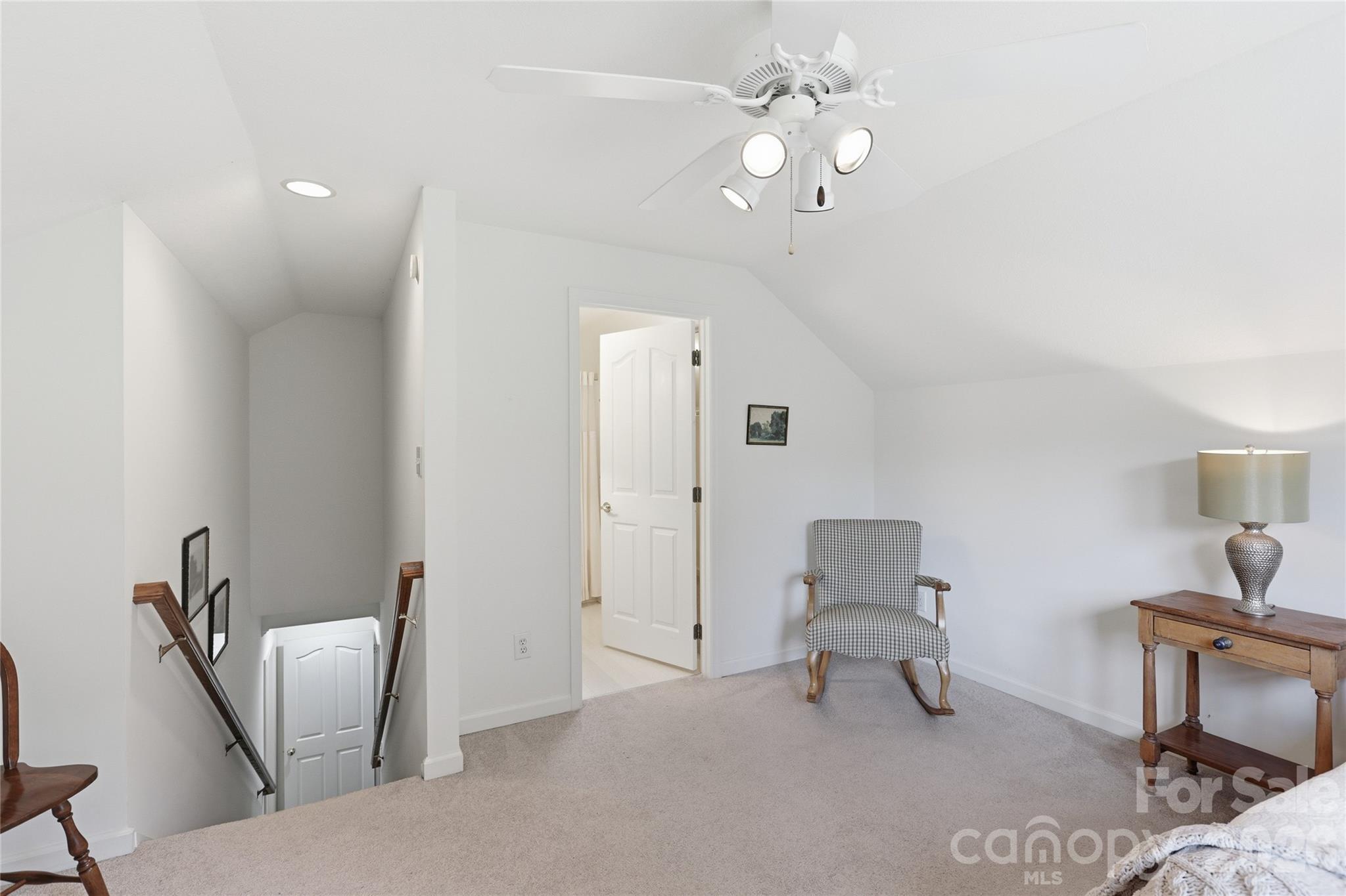 18 Creekside Way Property Photo 24