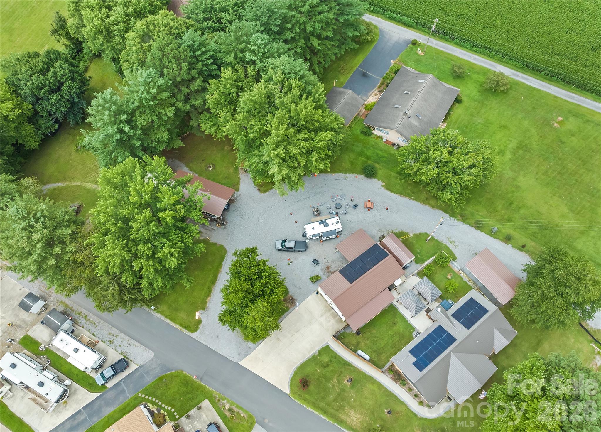 2906 Jonathan Creek Road Property Photo 18