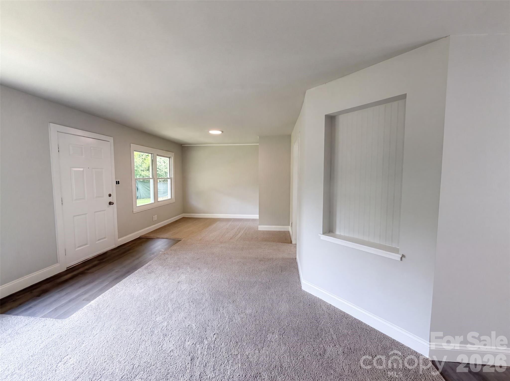 704 Morningside Drive Property Photo 7