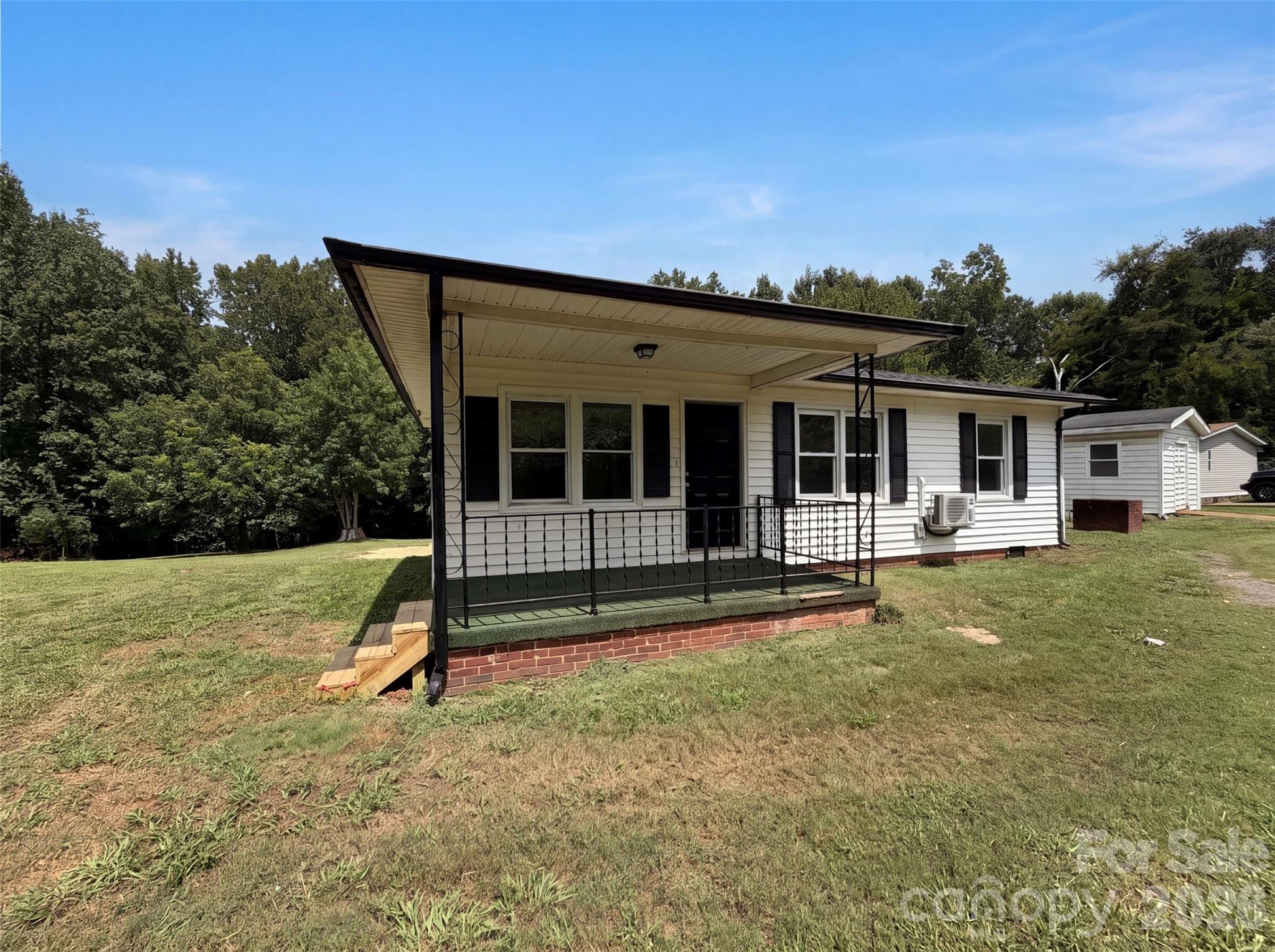 704 Morningside Drive Property Photo 18