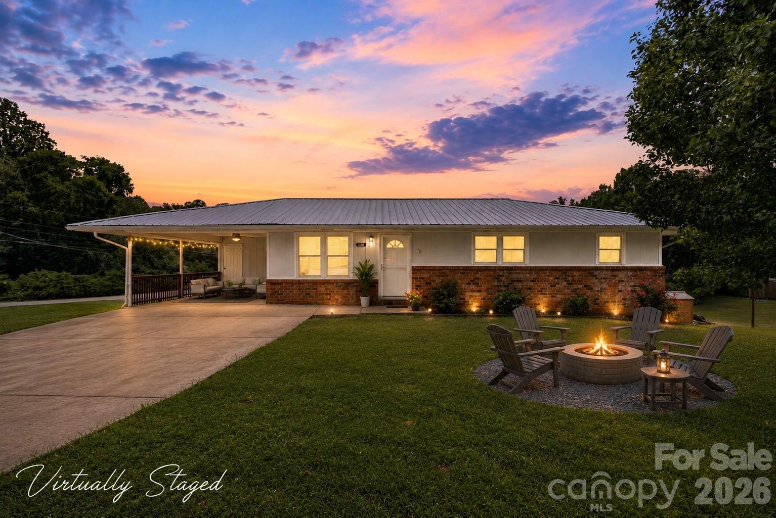 224 Cherokee Way Property Photo 2