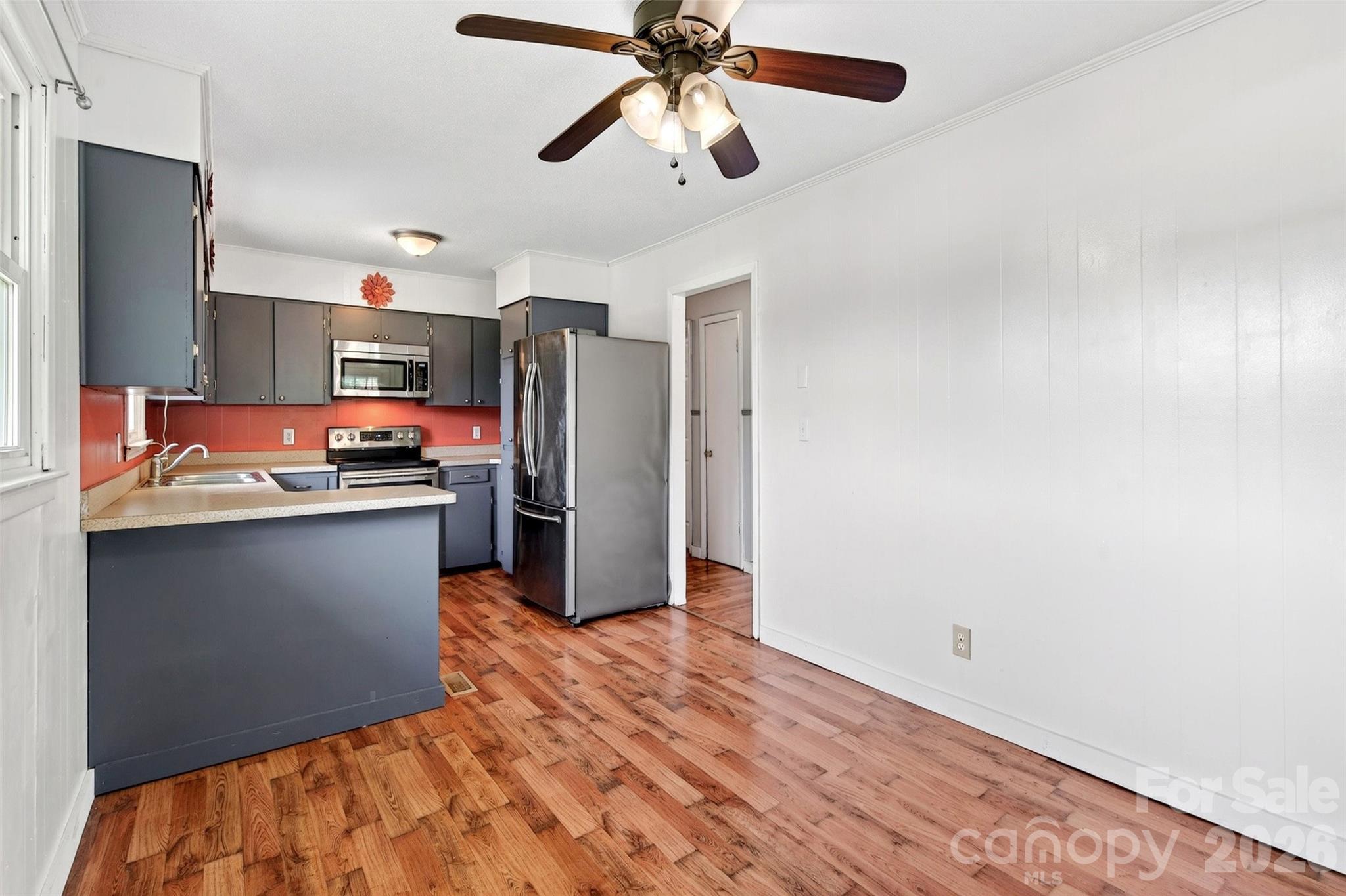 224 Cherokee Way Property Photo 16