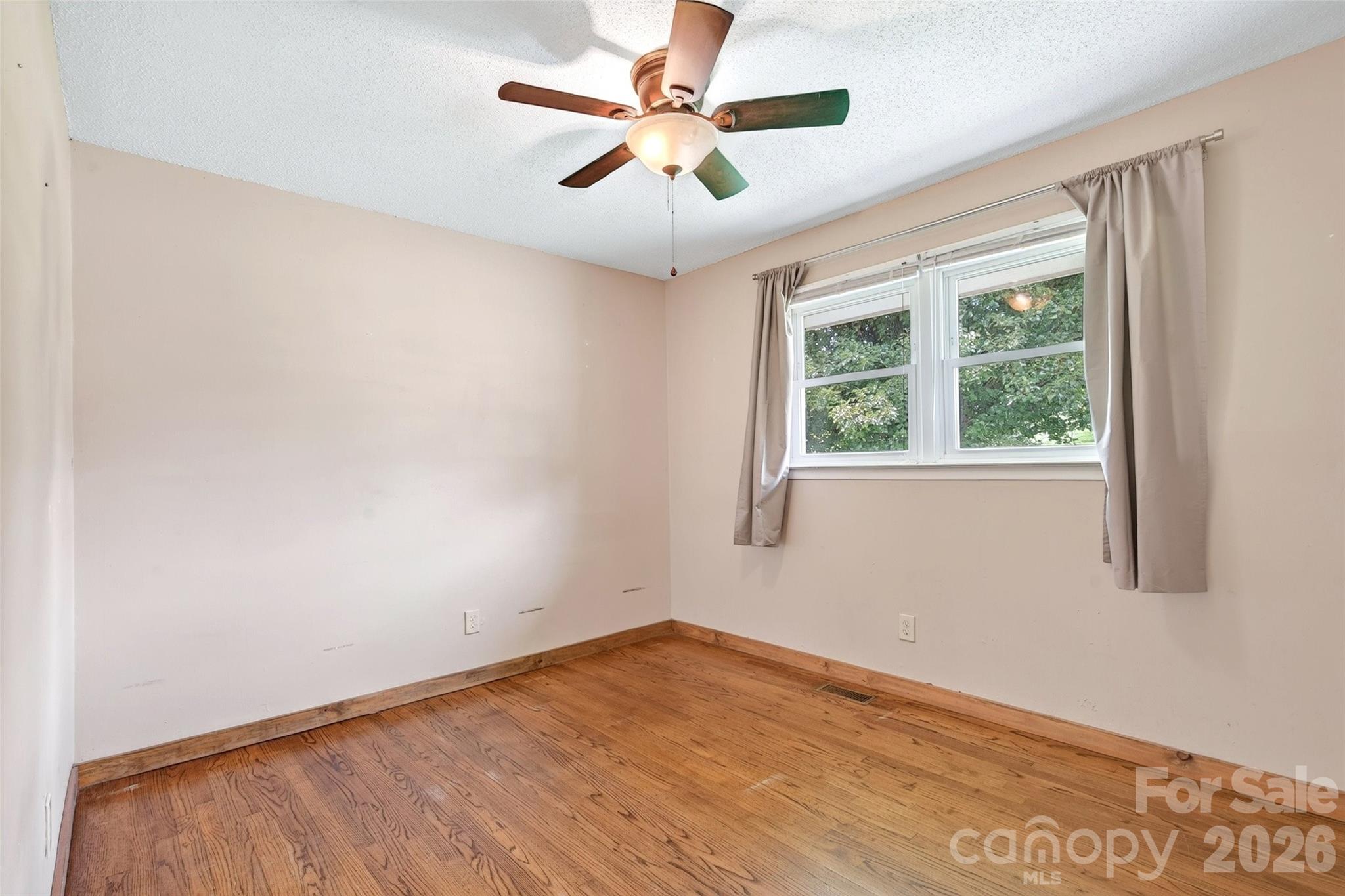 224 Cherokee Way Property Photo 22
