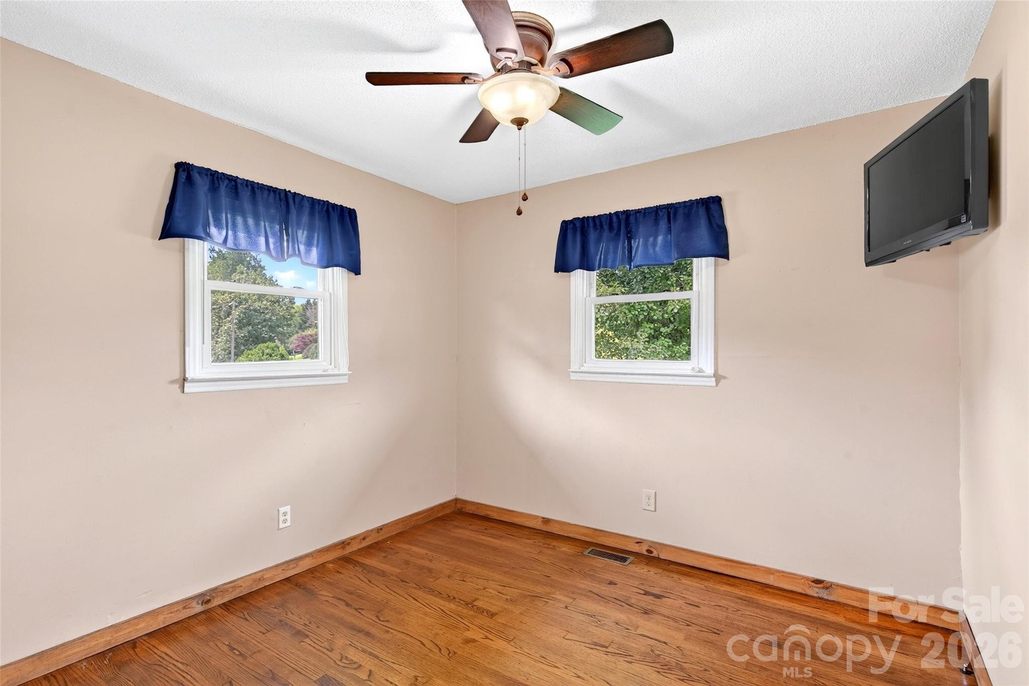 224 Cherokee Way Property Photo 26