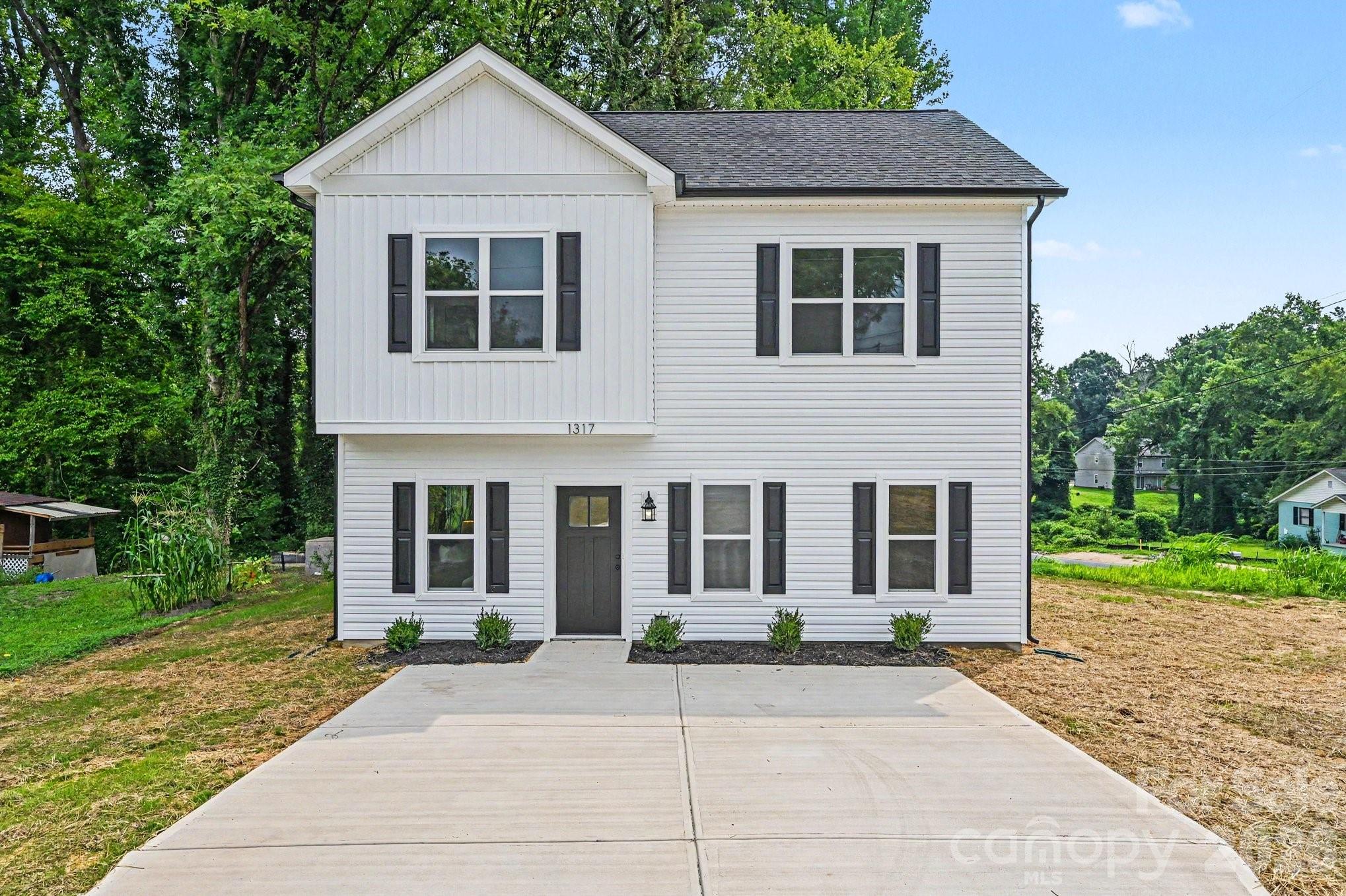 1317 Meadow Avenue Property Photo 1