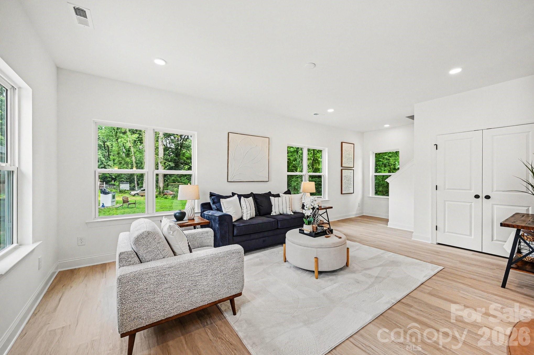 1317 Meadow Avenue Property Photo 3