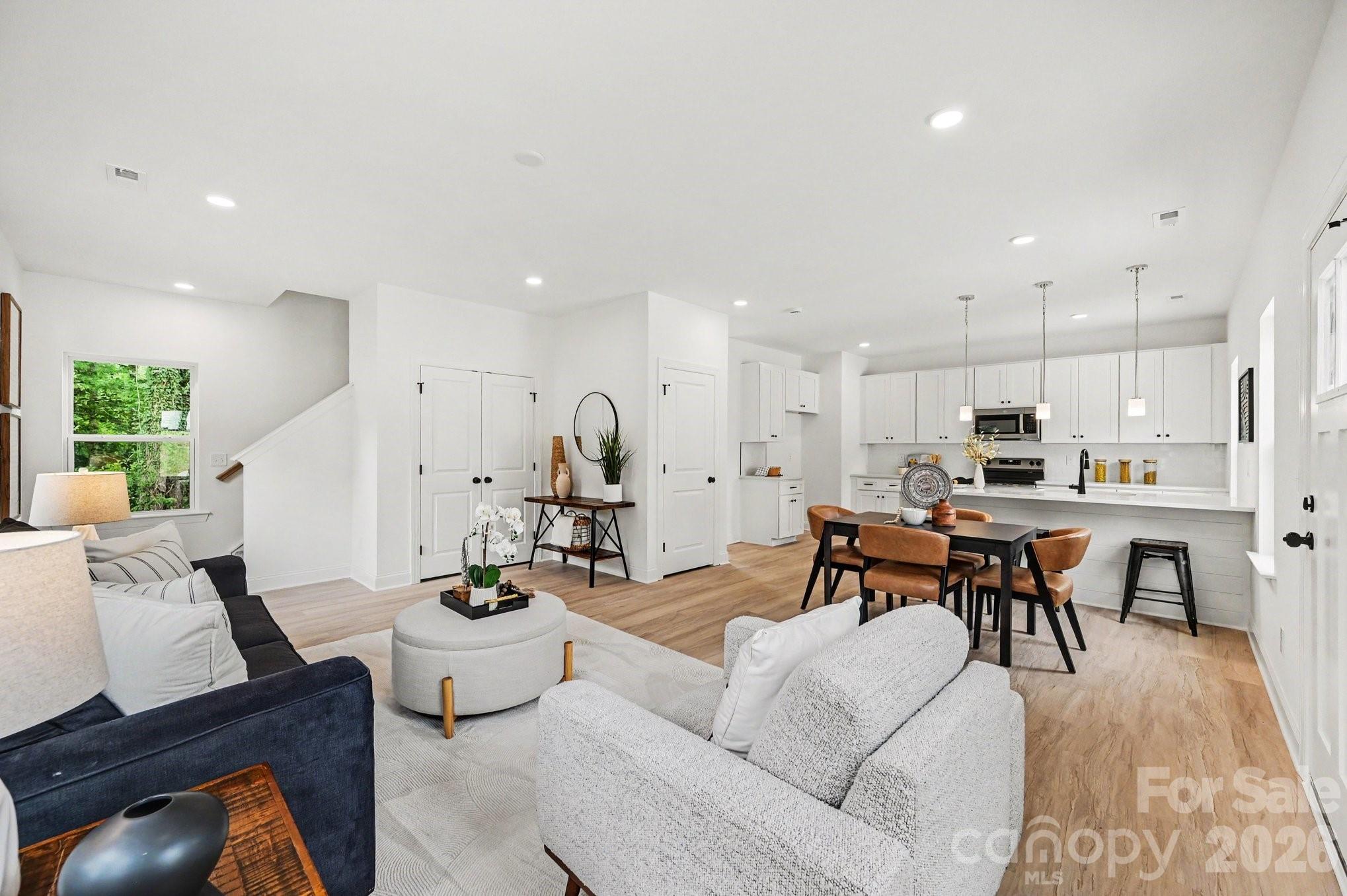 1317 Meadow Avenue Property Photo 4