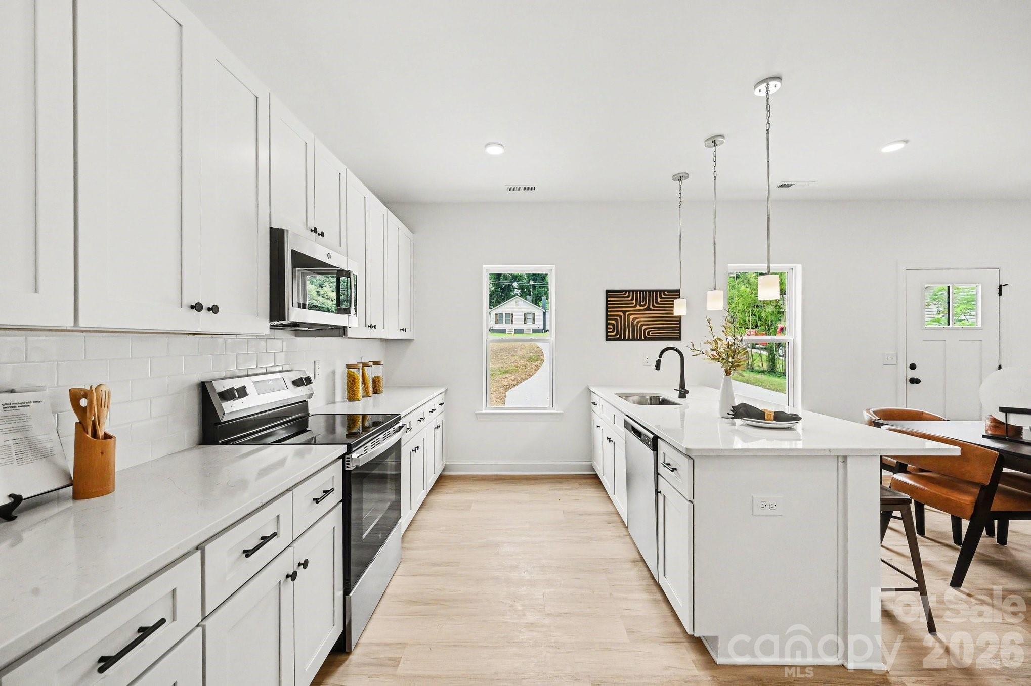 1317 Meadow Avenue Property Photo 8
