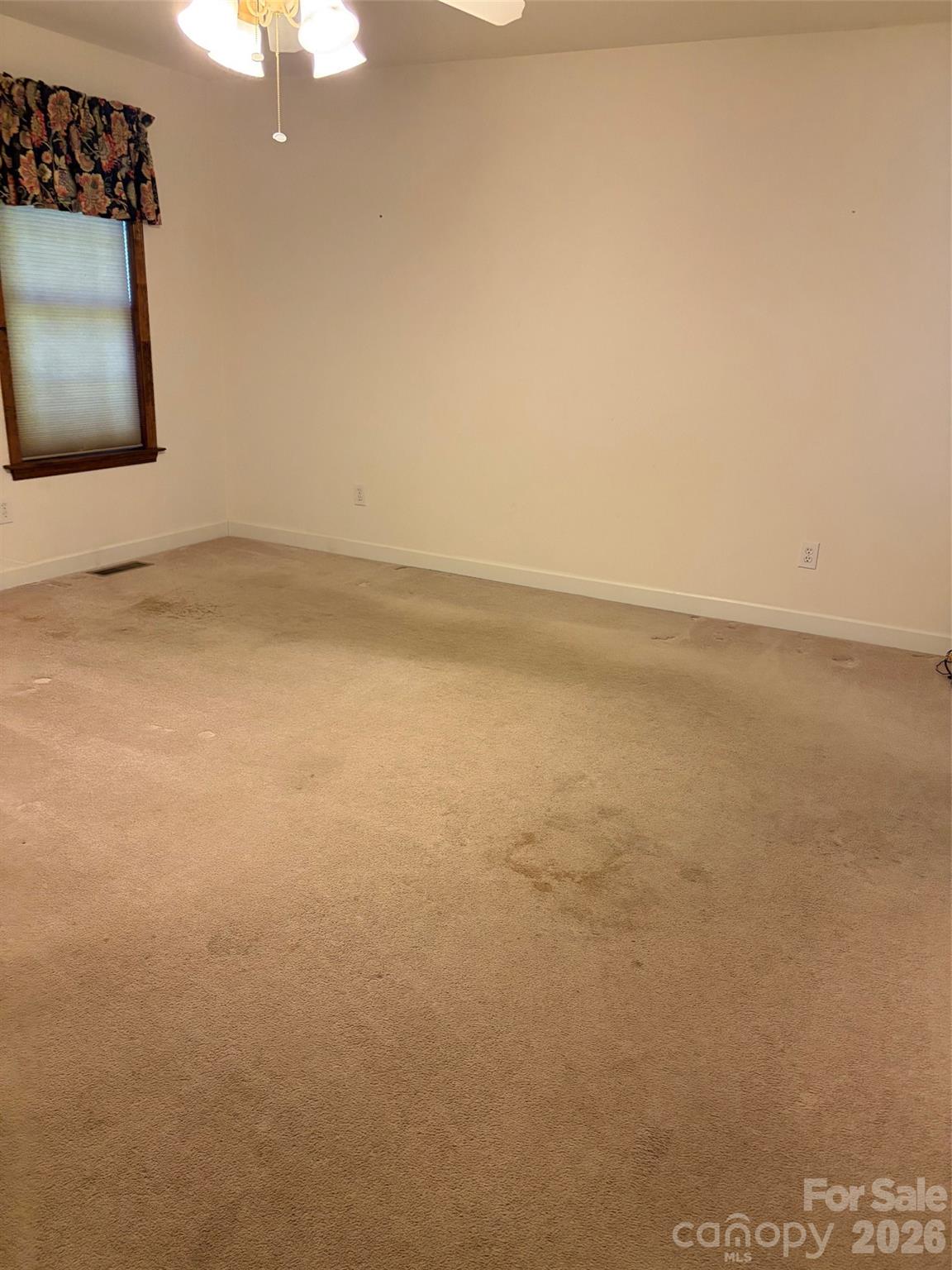 103 Aaron Way Property Photo 13