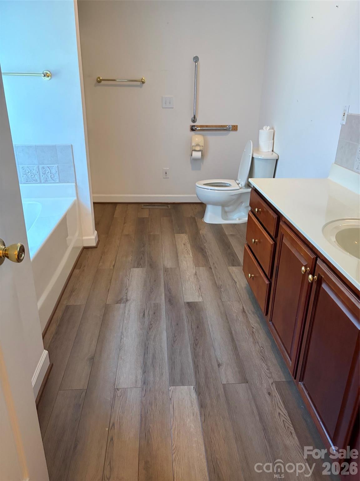 103 Aaron Way Property Photo 14