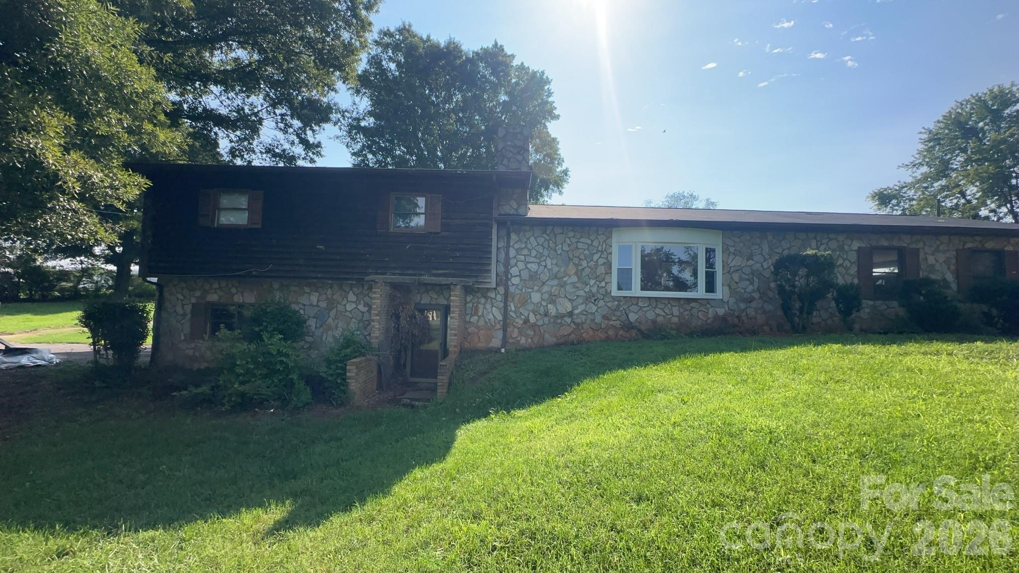 4294 Horseshoe Bend Road Property Photo 1