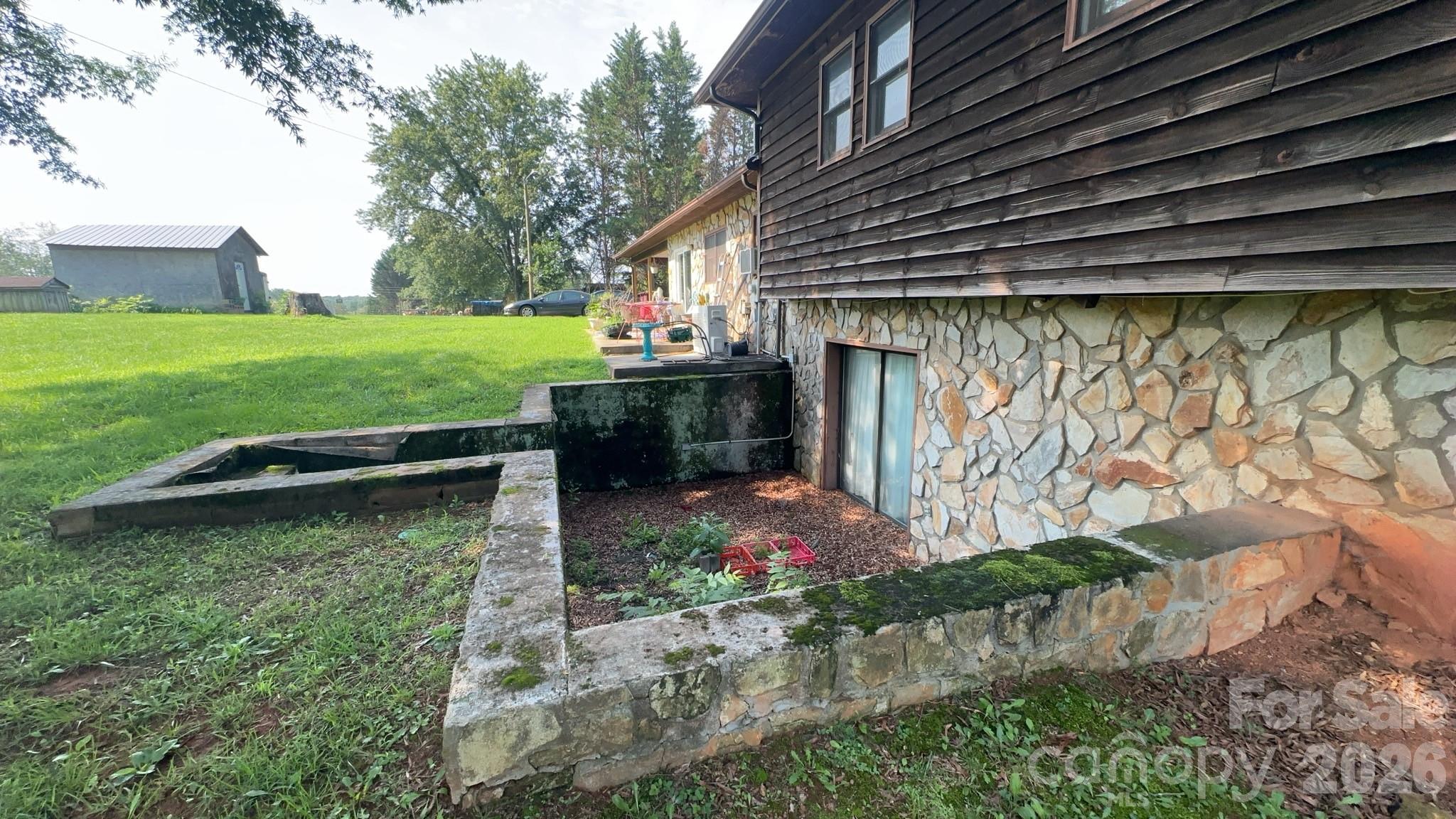 4294 Horseshoe Bend Road Property Photo 8