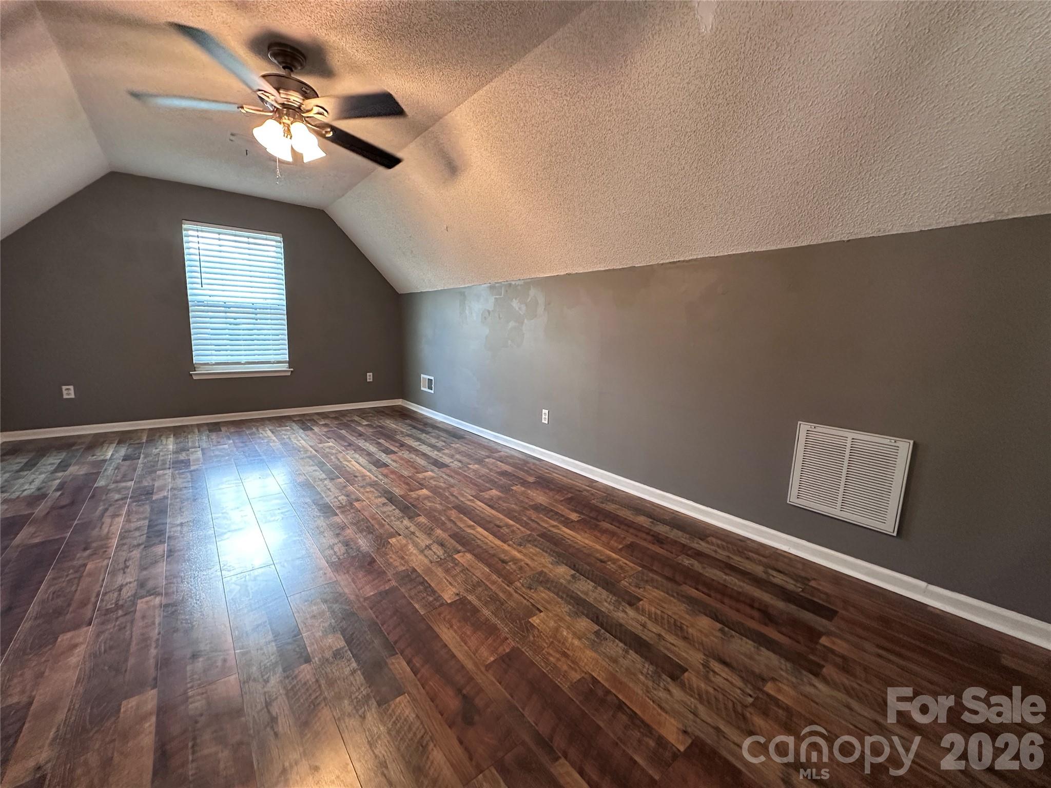 4515 Fox Thorne Drive Property Photo 14