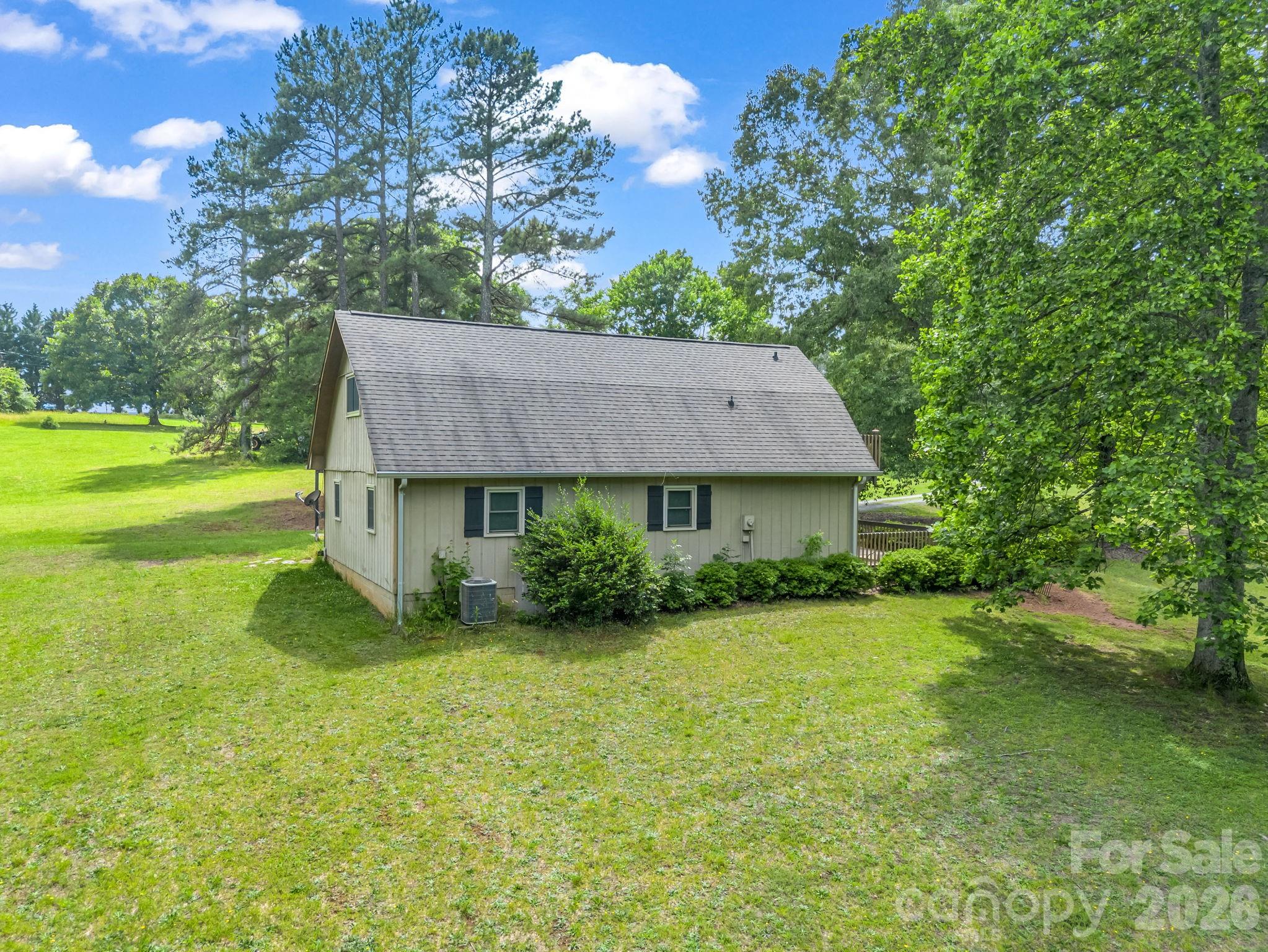 90 Mcentire Road Property Photo 4