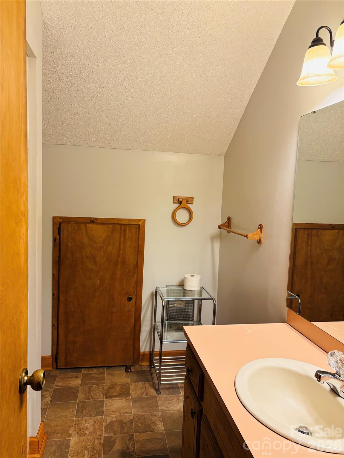 90 Mcentire Road Property Photo 23