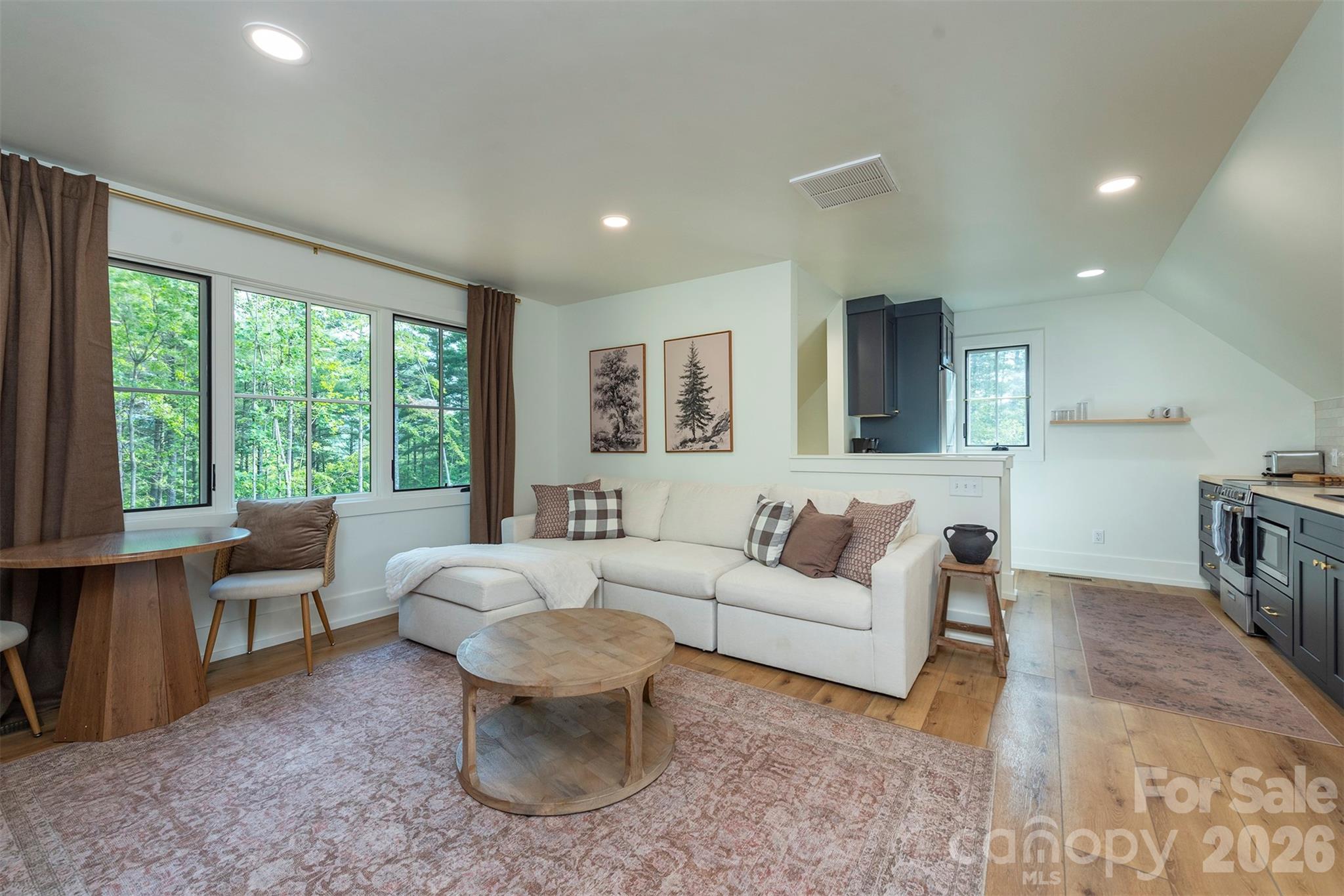 1156 Campbells Trace Property Photo 7