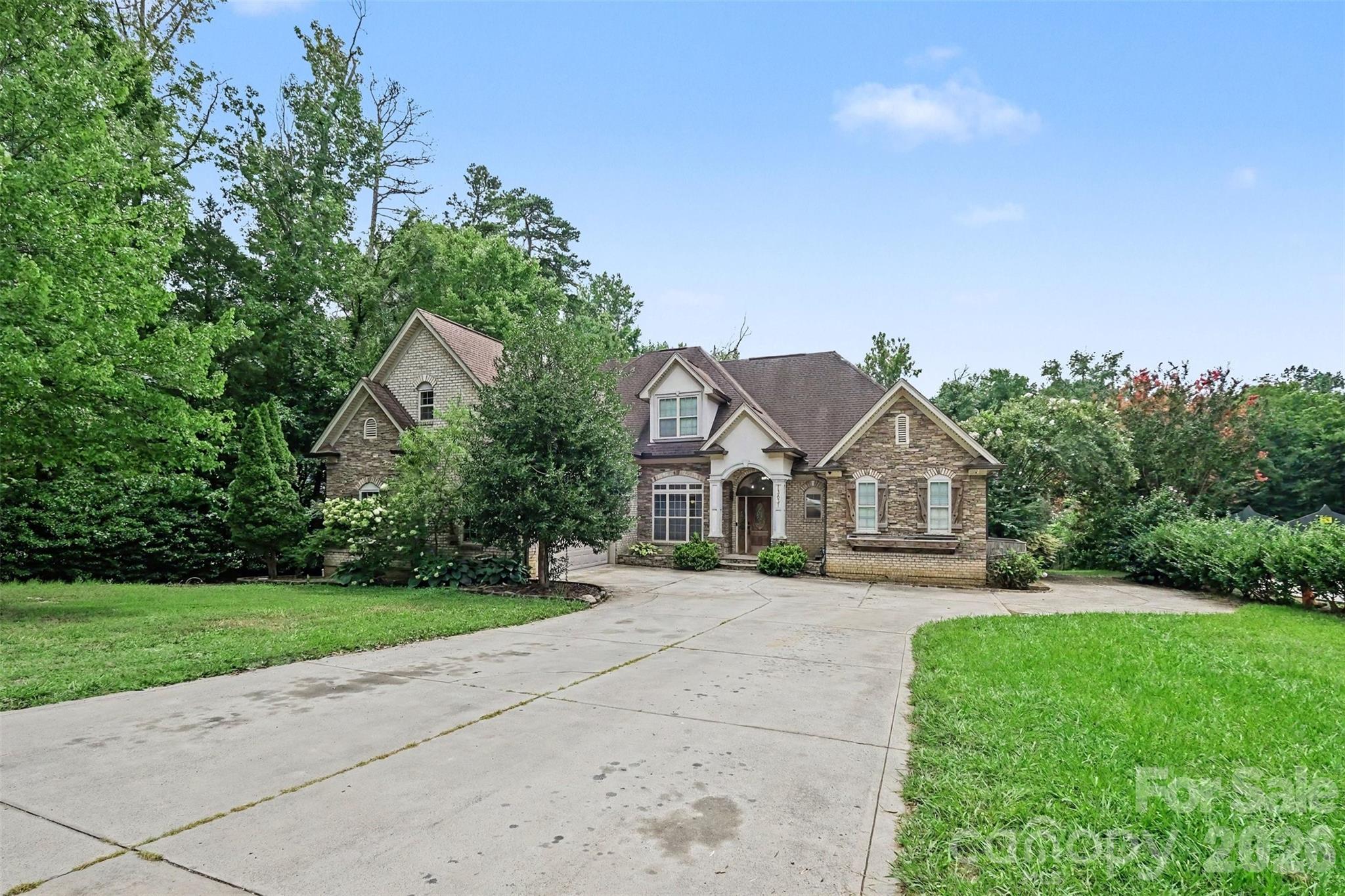 13631 William Stowe Drive Property Photo 2