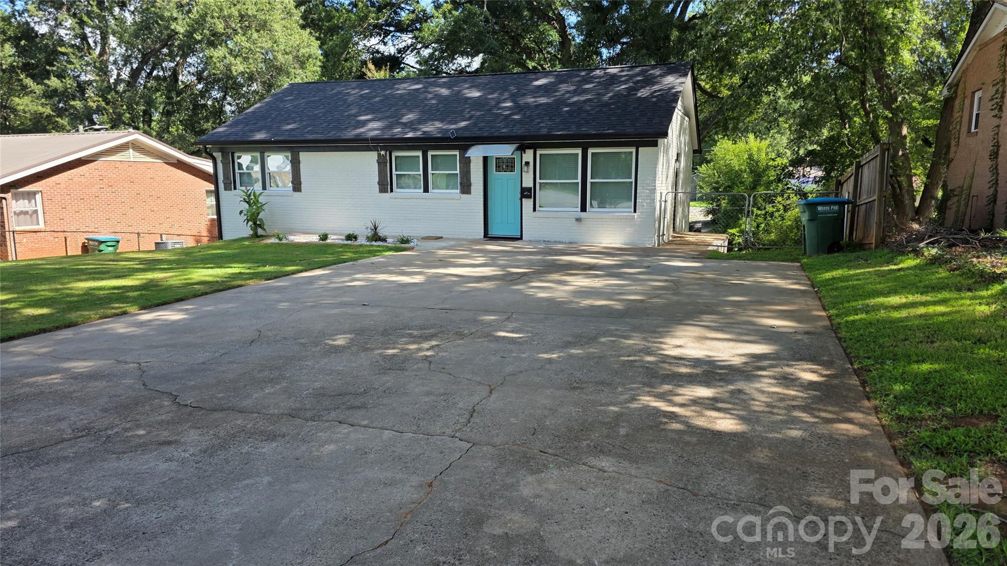 513 E Ohio Avenue Property Photo 7