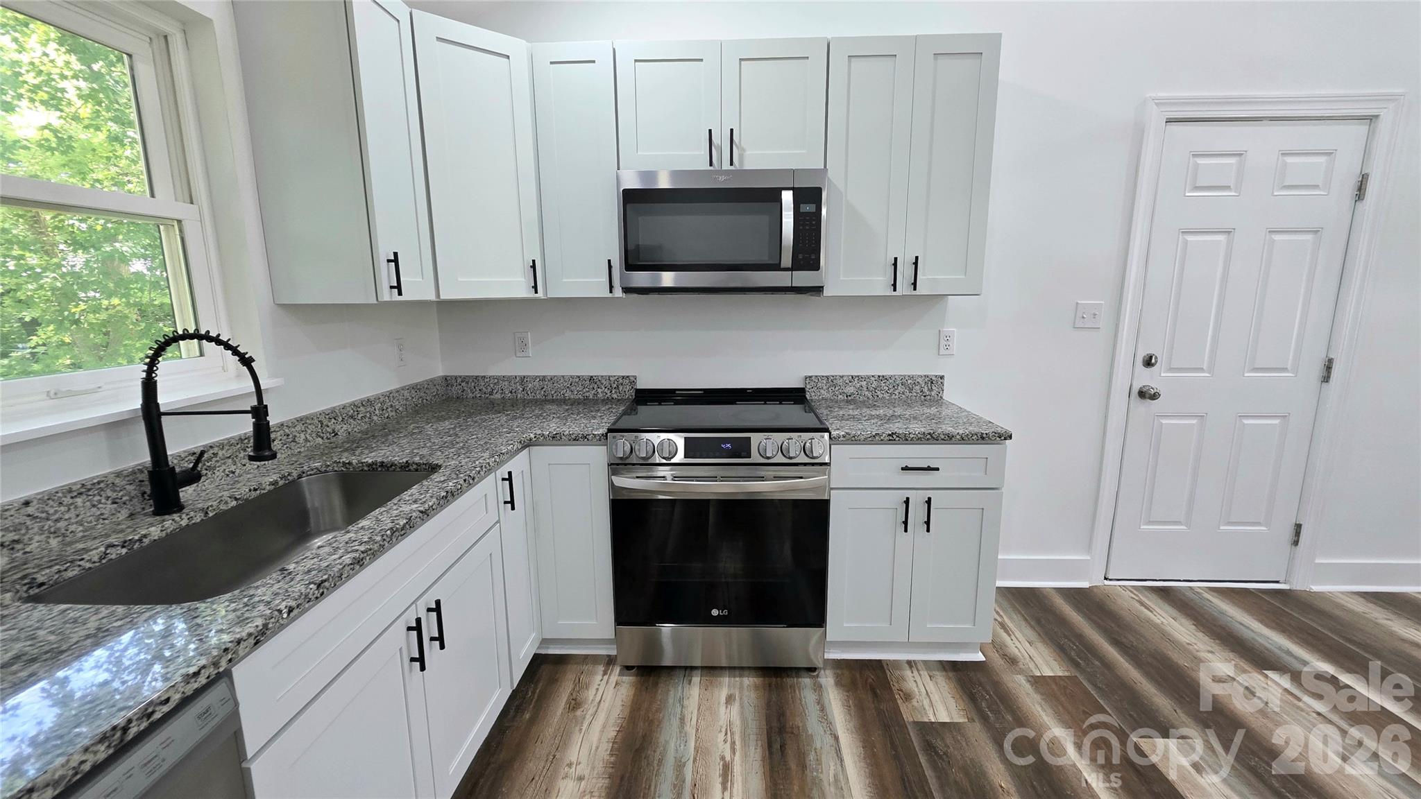 513 E Ohio Avenue Property Photo 12