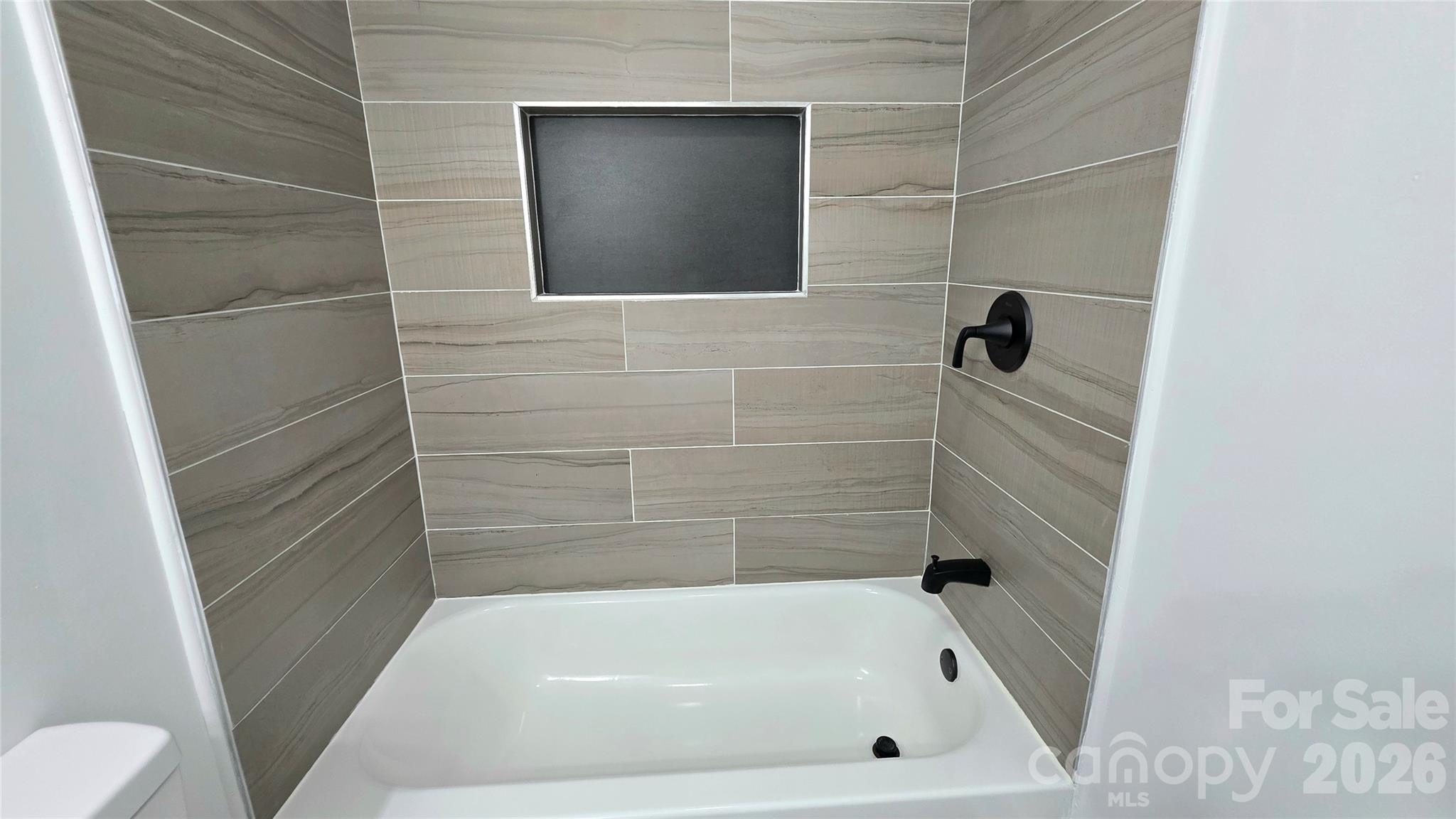 513 E Ohio Avenue Property Photo 18