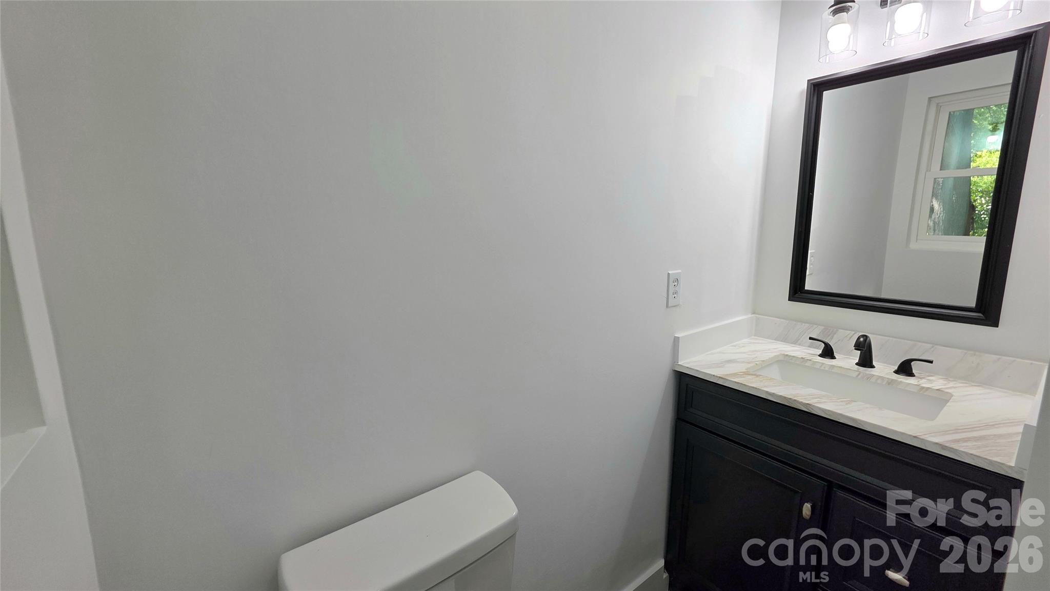 513 E Ohio Avenue Property Photo 33