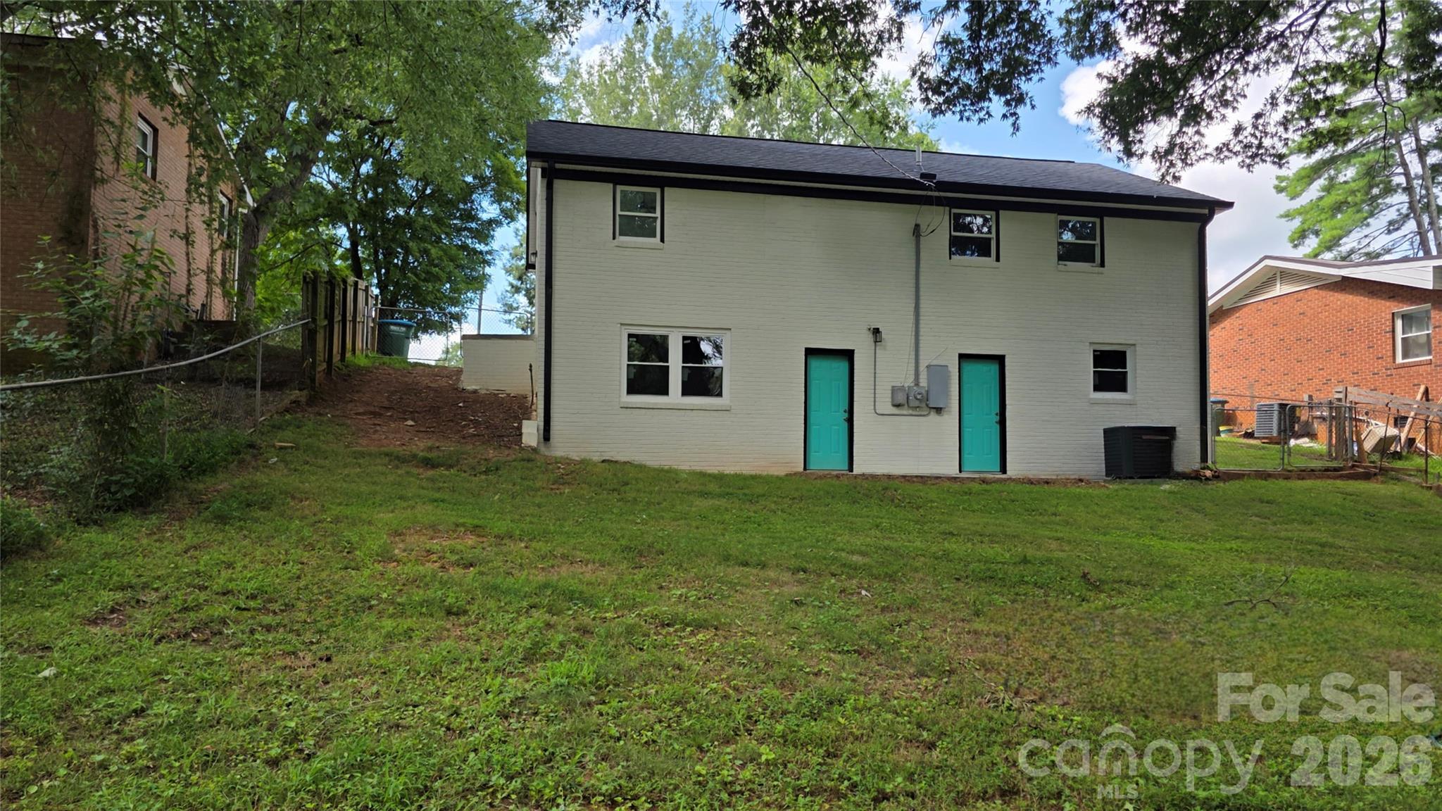 513 E Ohio Avenue Property Photo 42