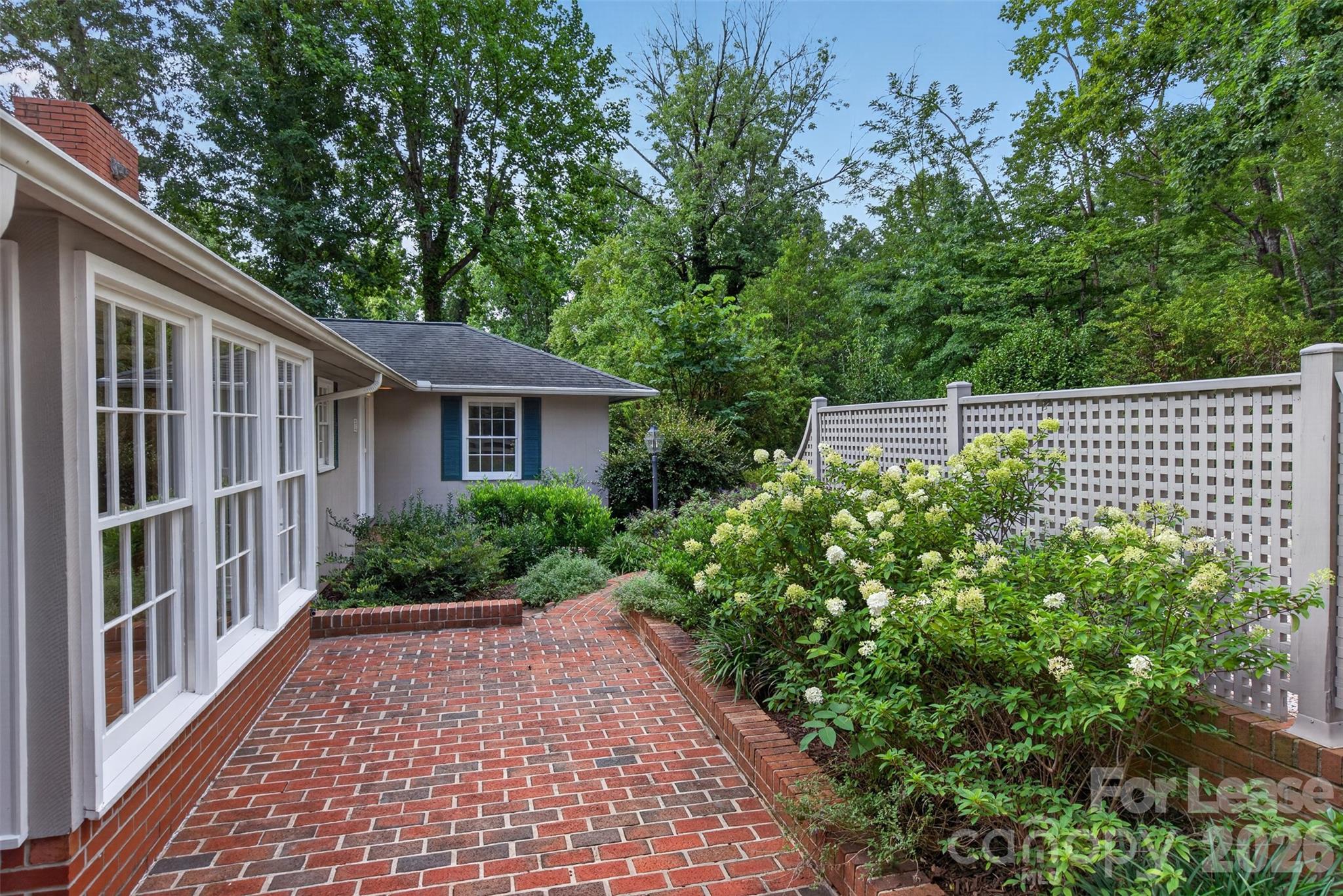 113 Forest Lane Property Photo 3