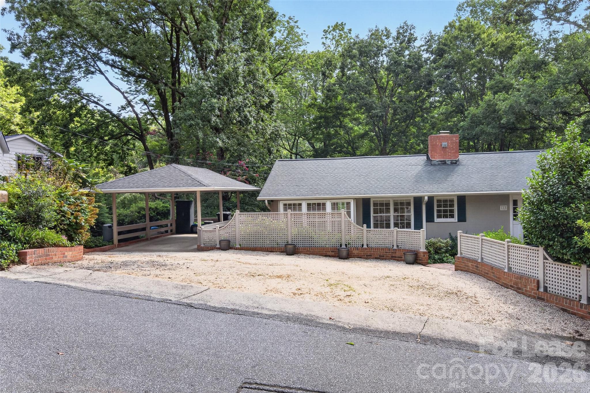 113 Forest Lane Property Photo 4