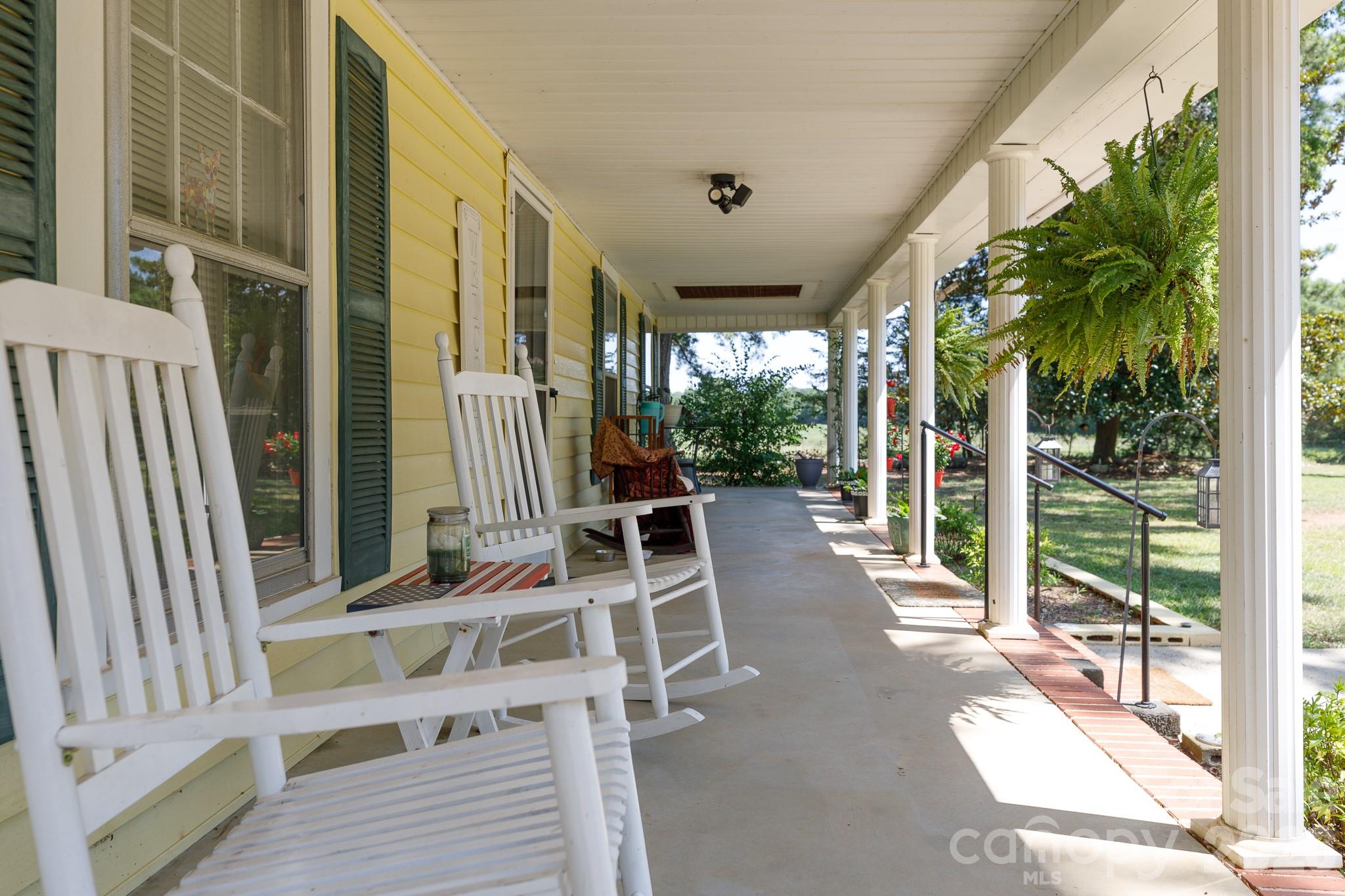 12173 Old Douglass Road Property Photo 8