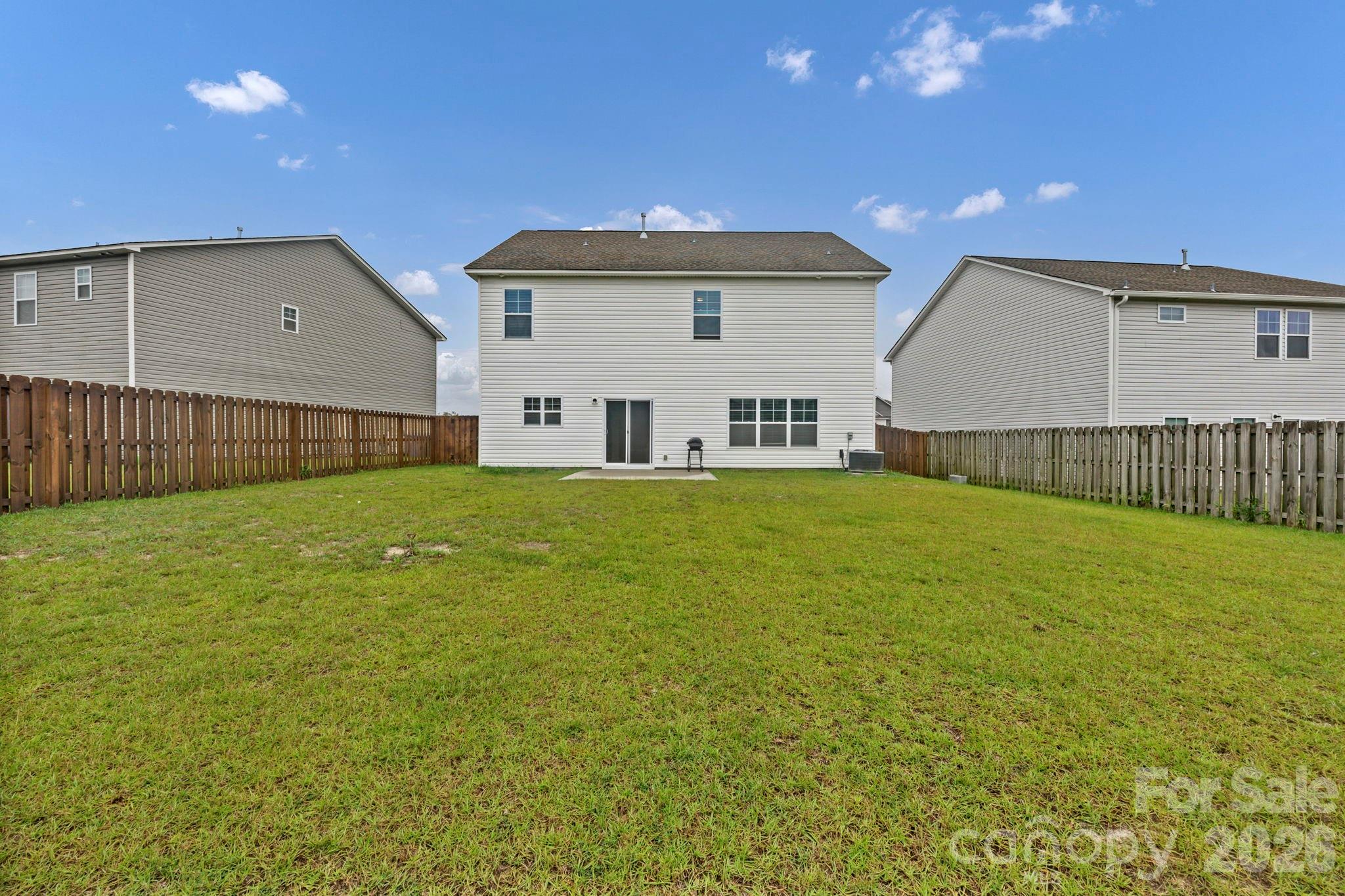 102 Calming Creek Way Property Photo 3