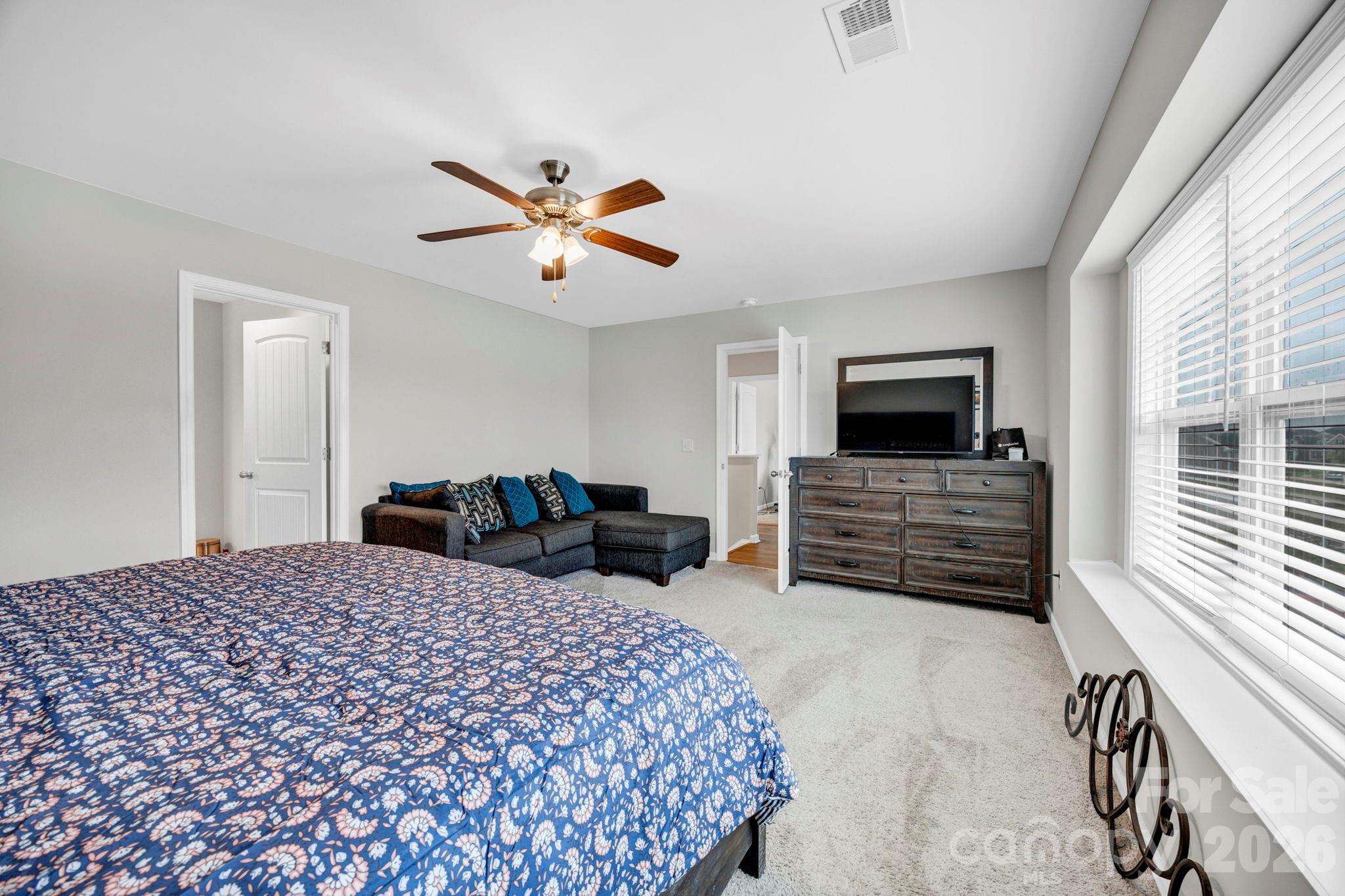 102 Calming Creek Way Property Photo 22