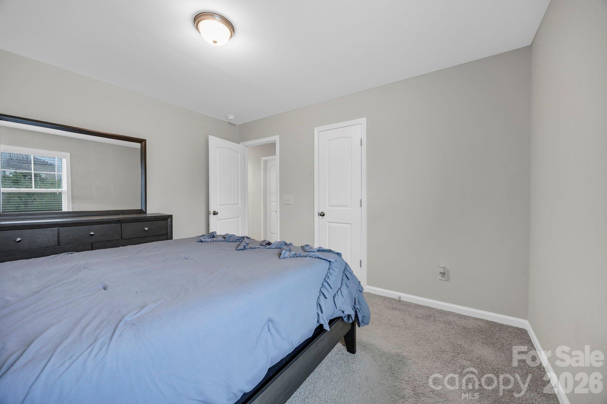 102 Calming Creek Way Property Photo 32