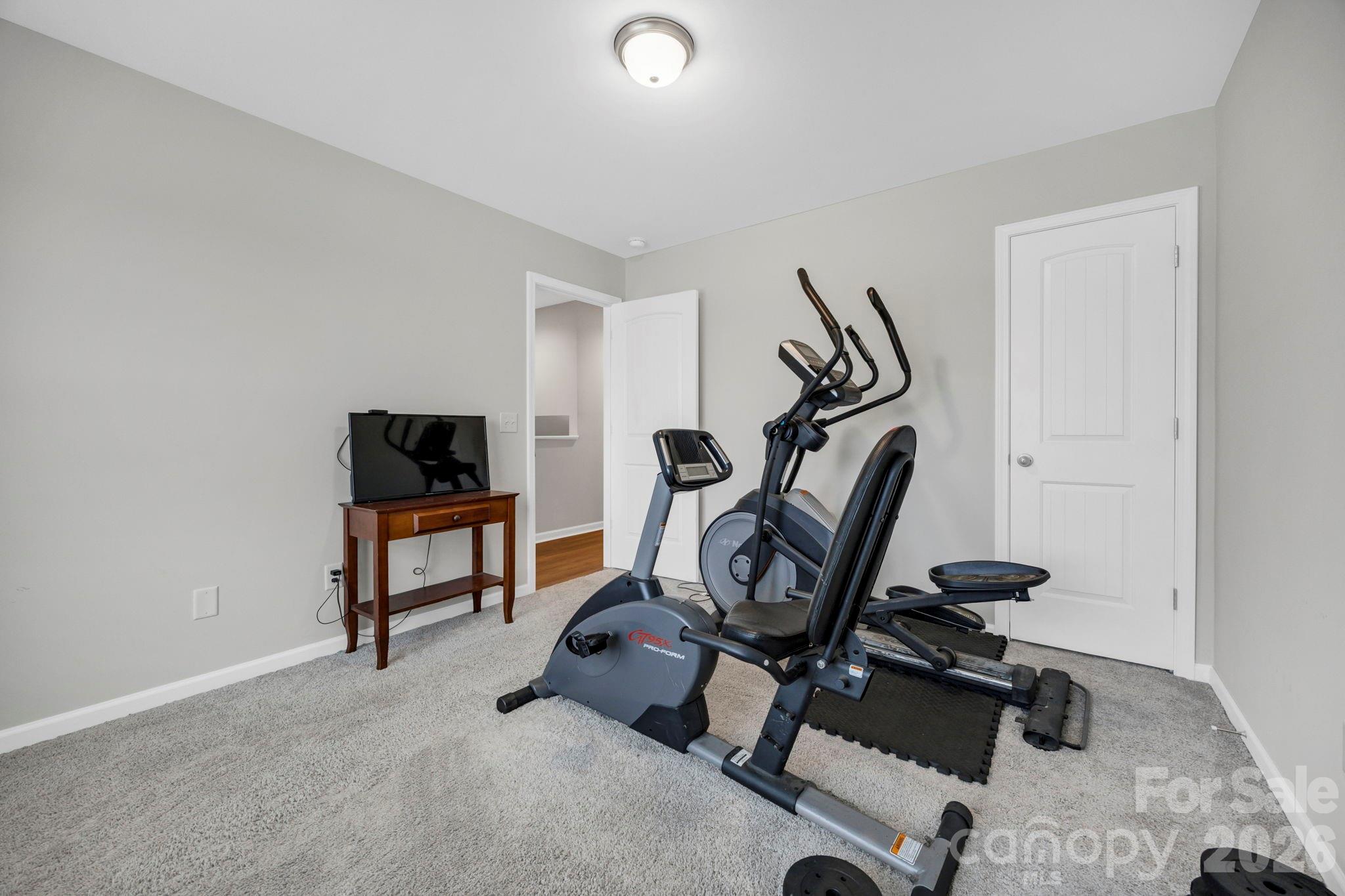 102 Calming Creek Way Property Photo 35