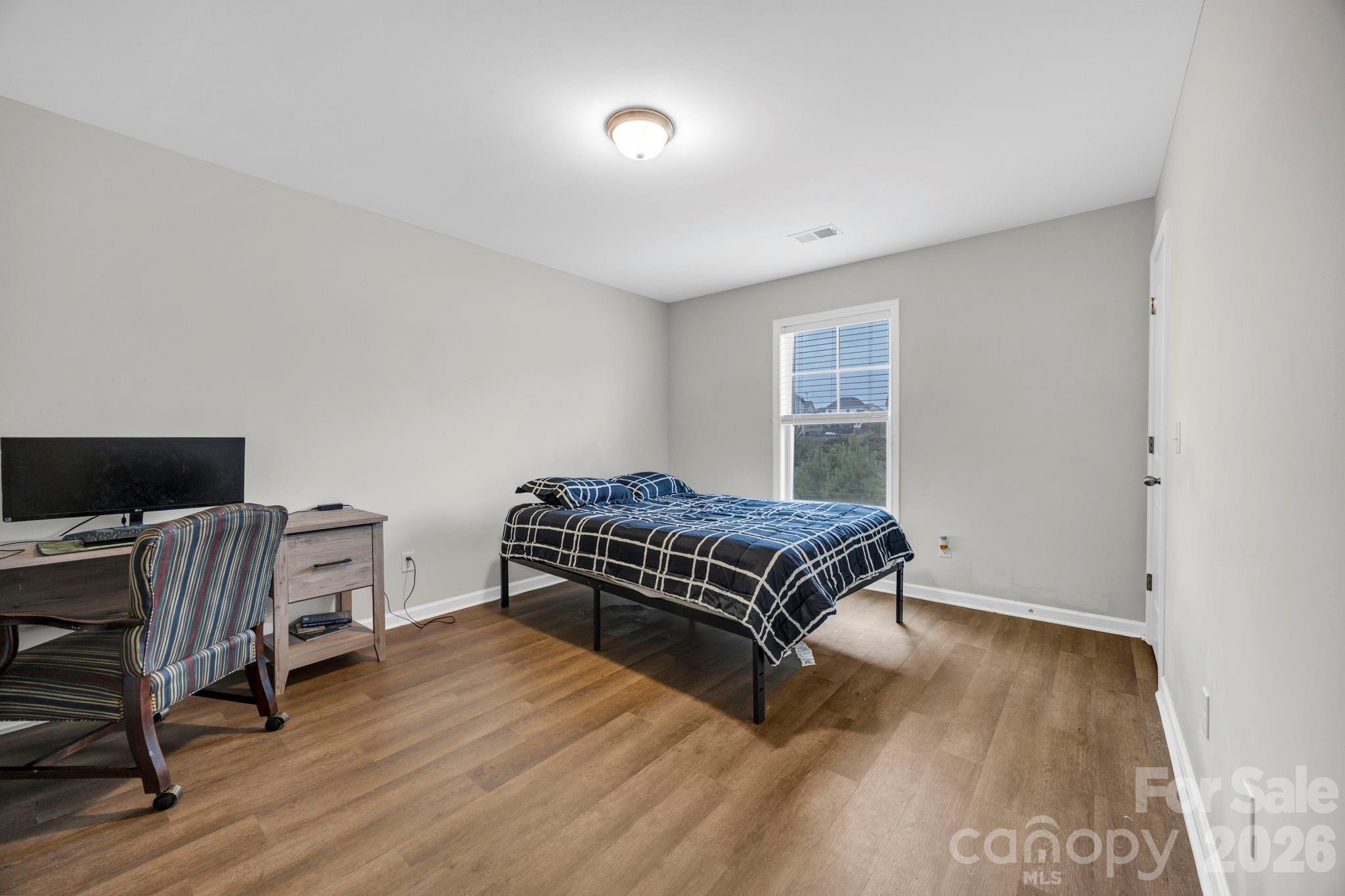102 Calming Creek Way Property Photo 37