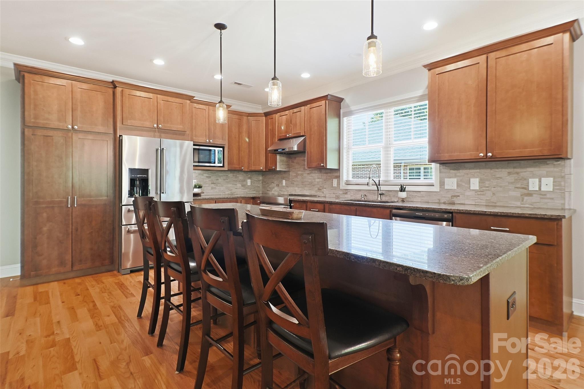 125 Beechmont Drive Property Photo 4