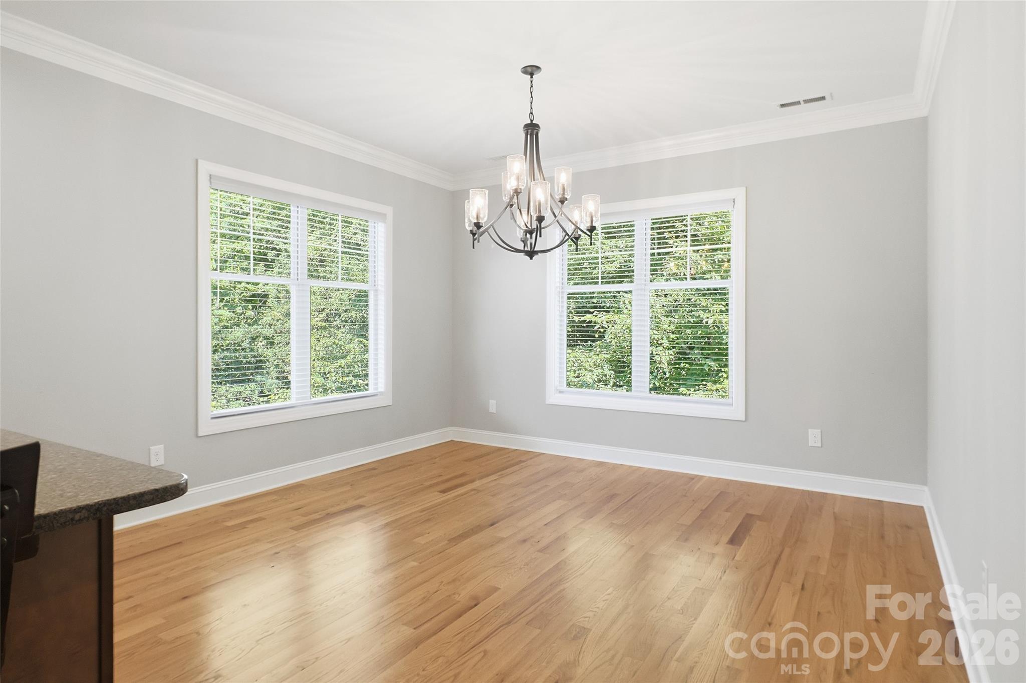 125 Beechmont Drive Property Photo 7